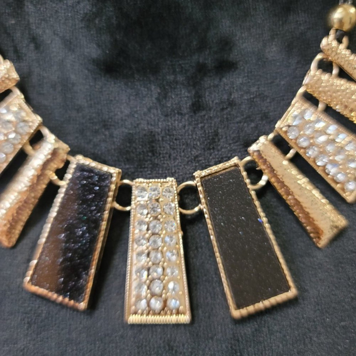 Womens Black & Gold Fusion Bar Fashion Pendant Necklace Statement