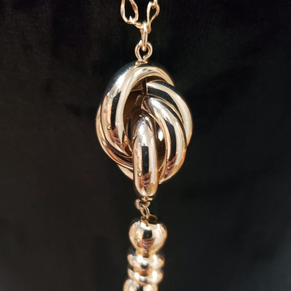 Women's Gold Tone Chain Link Tassel Art Deco Style Pendant Necklace