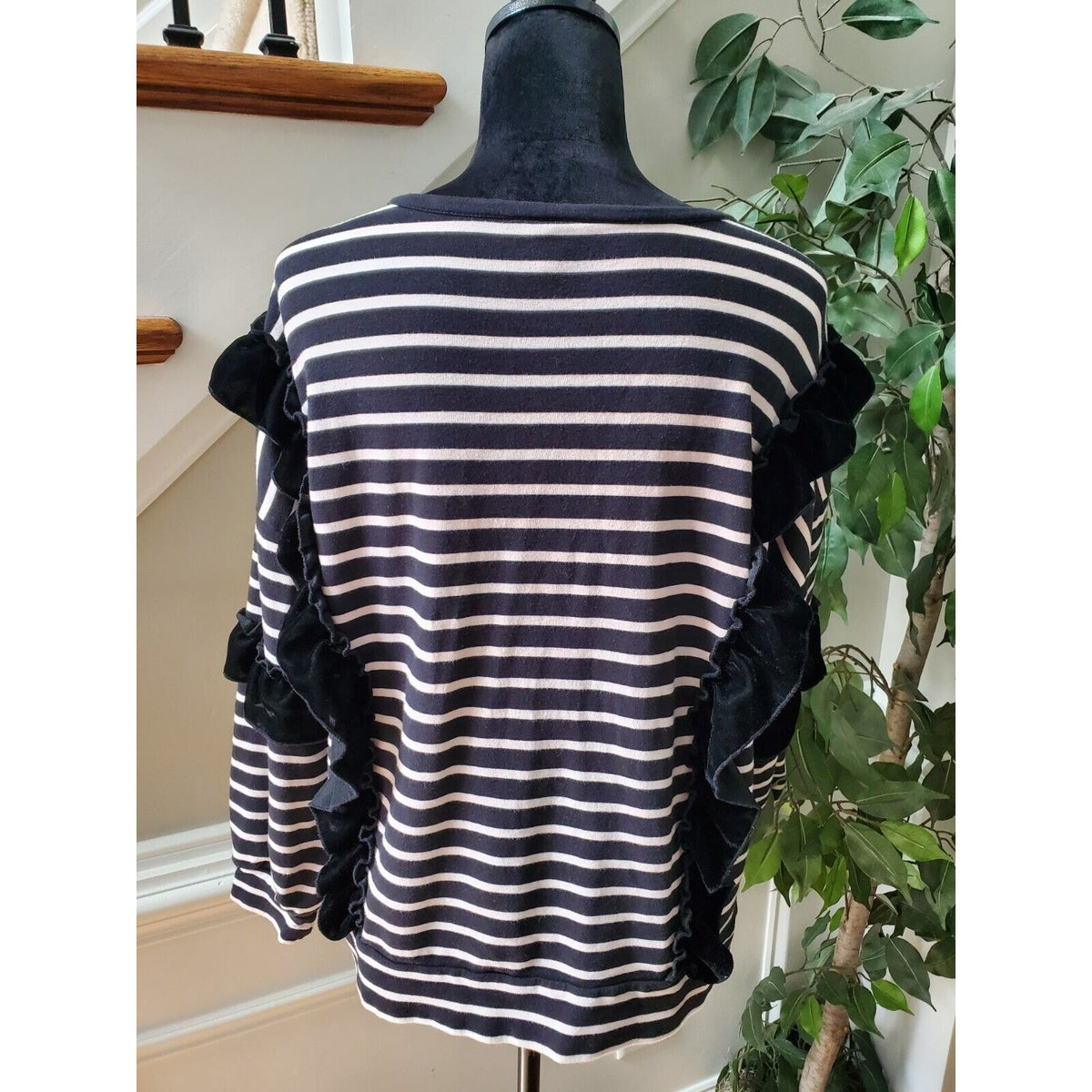 Crown & Ivy Women's Black Cotton Round Neck Long Sleeve Casual Top Shirt Size PL