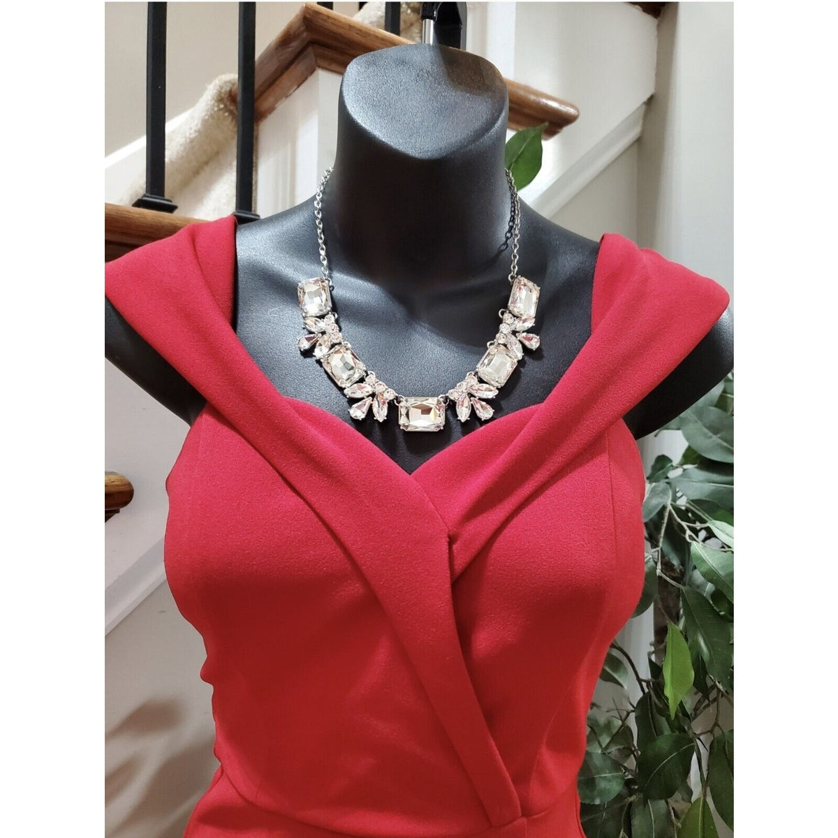 Speech Less Women's Red Polyester Sleeveless Knee Length Dress Size S