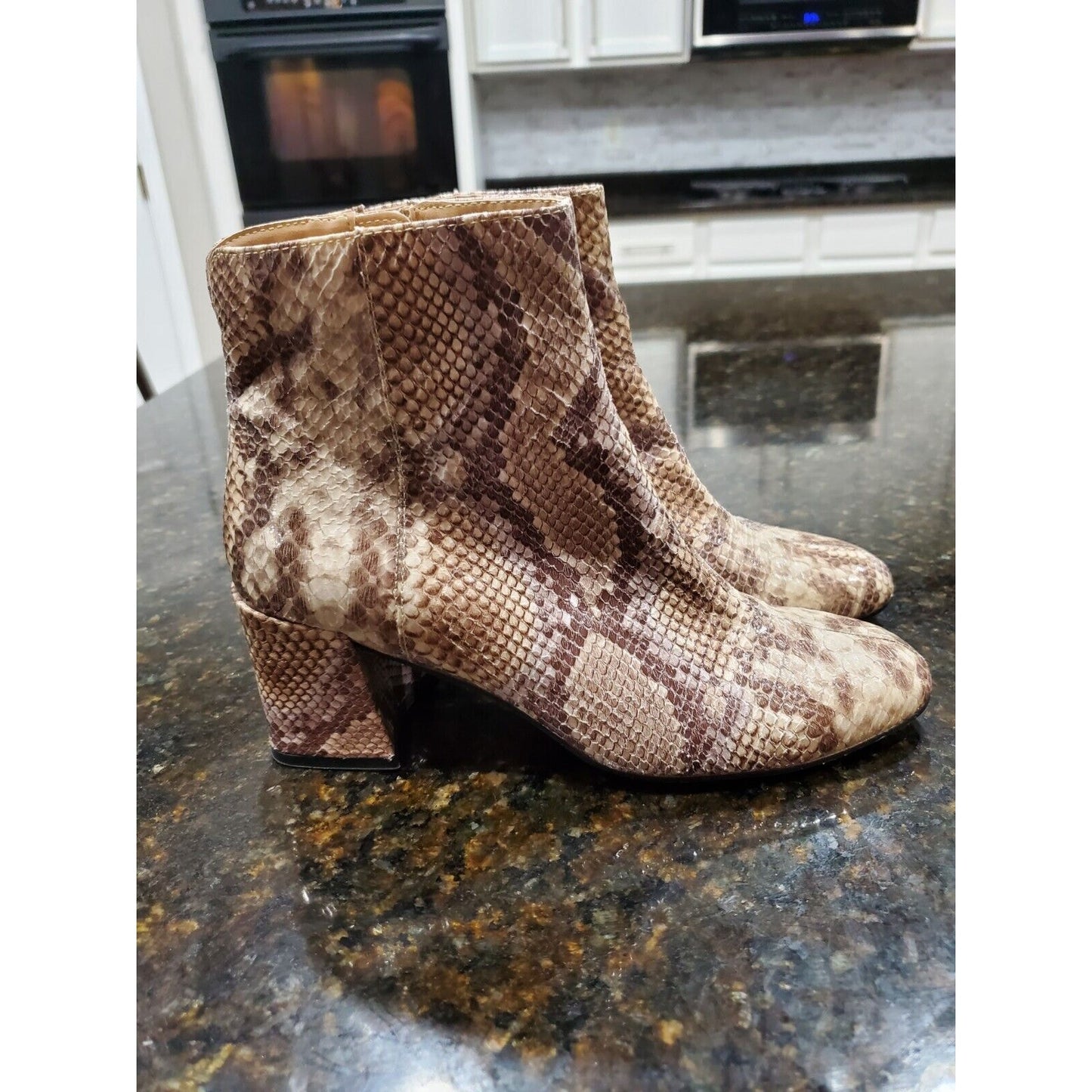 Chinese Laundry Womens Davinna Taupe Ankle Boots Shoes Medium Faux Snake US 7