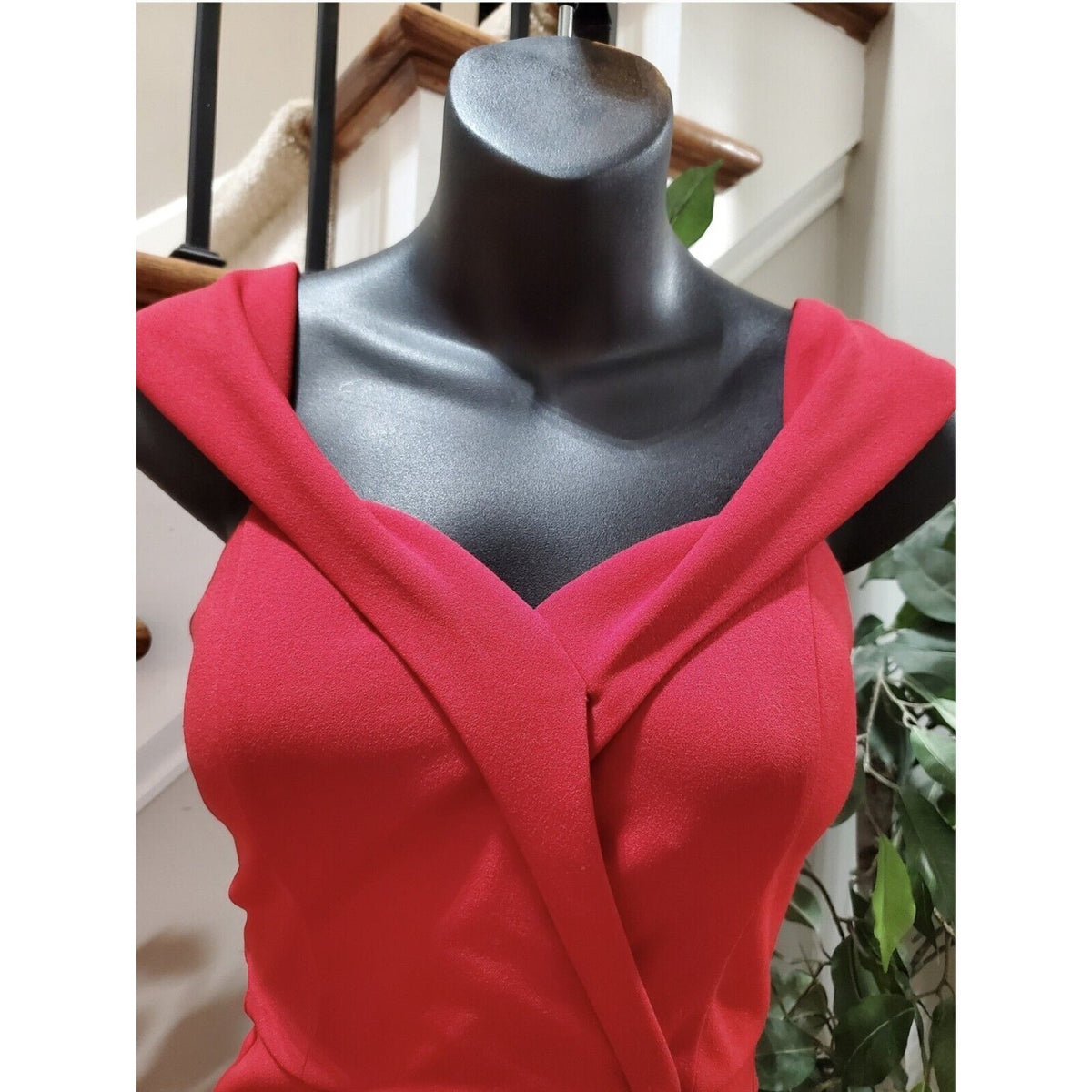 Speech Less Women's Red Polyester Sleeveless Knee Length Dress Size S