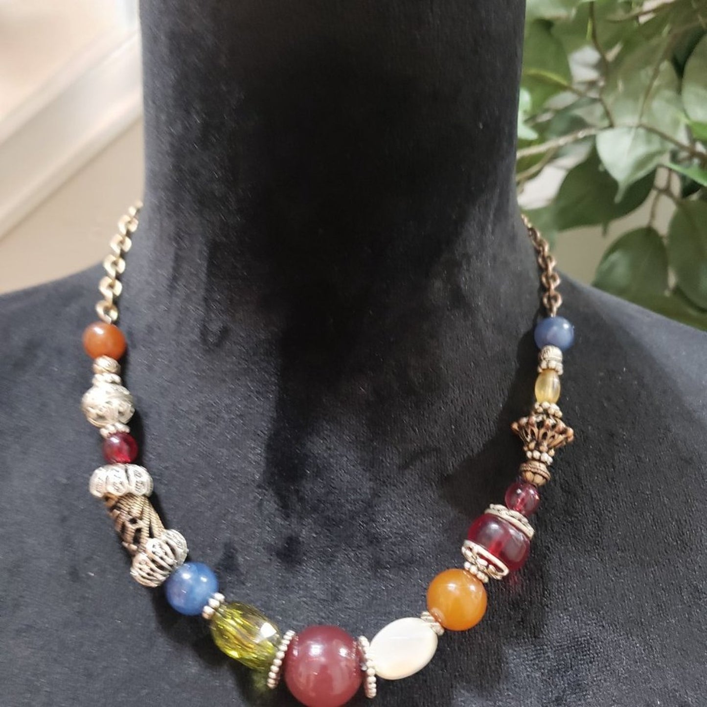 Womens Ethnic Style Acrylic Glass Crystals Stones Beaded Collar Necklace Lobster