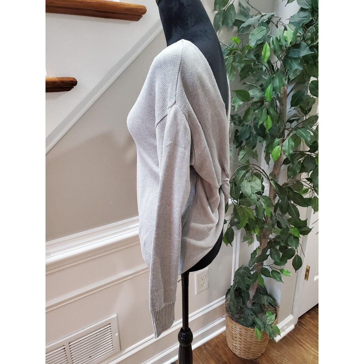 Cotton Emporium Knot Back Sweater Gray Knit Womens V Neck Size Small
