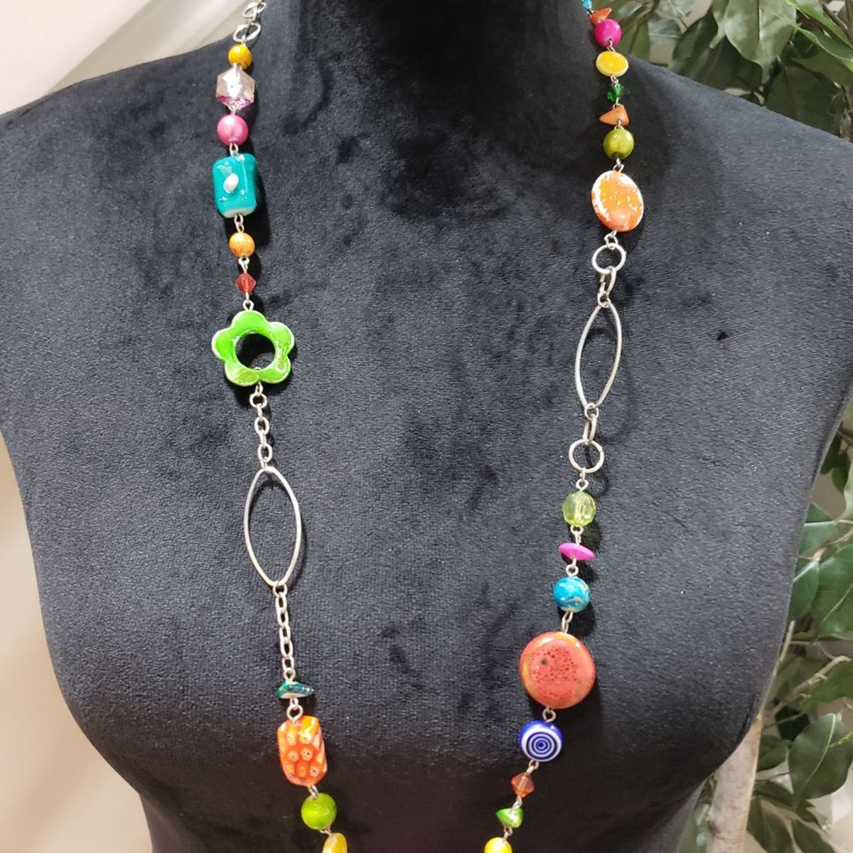 Women's Multicolor Beads & Stones Silver Plated Circle Statement Necklace