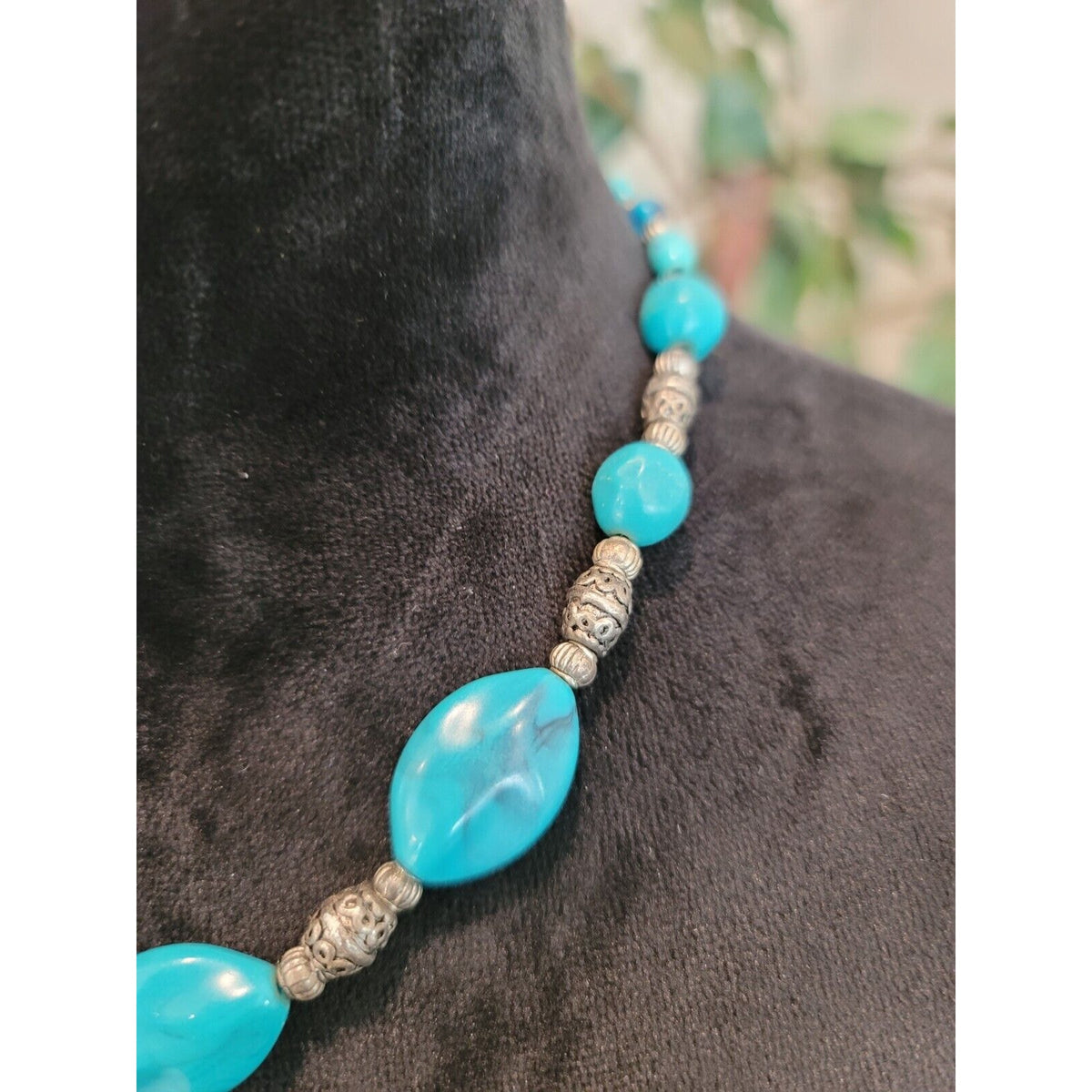 Womens Fashion Turquoise Gemstone Statement Beaded Necklace Handmade Jewelry