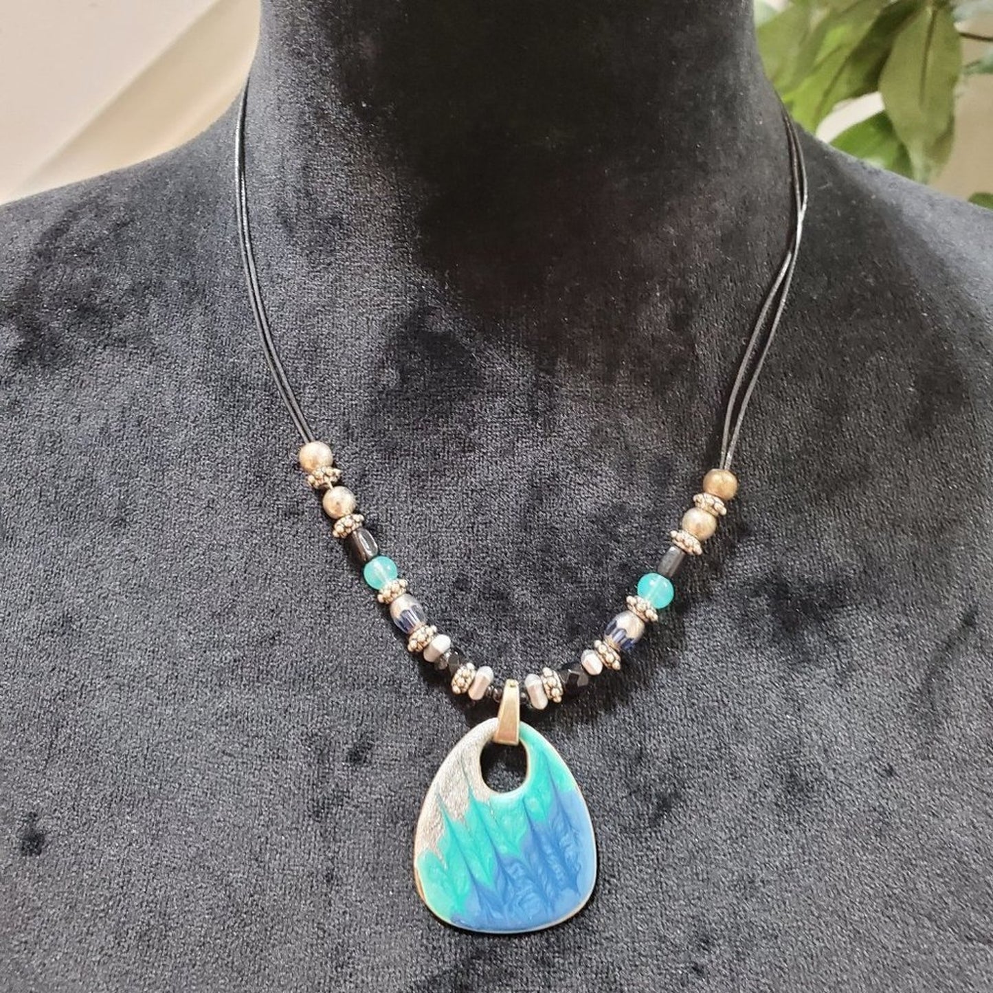 Women's Multicolor and Beads Gold Chain Fashion Jewelry Necklace