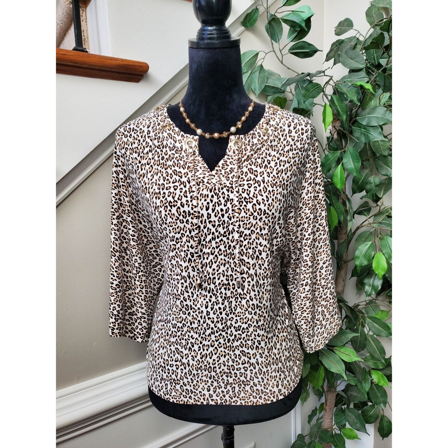 Chico's Women's Brown Polyester Round Neck Long Sleeve Blouse Size 0 Small