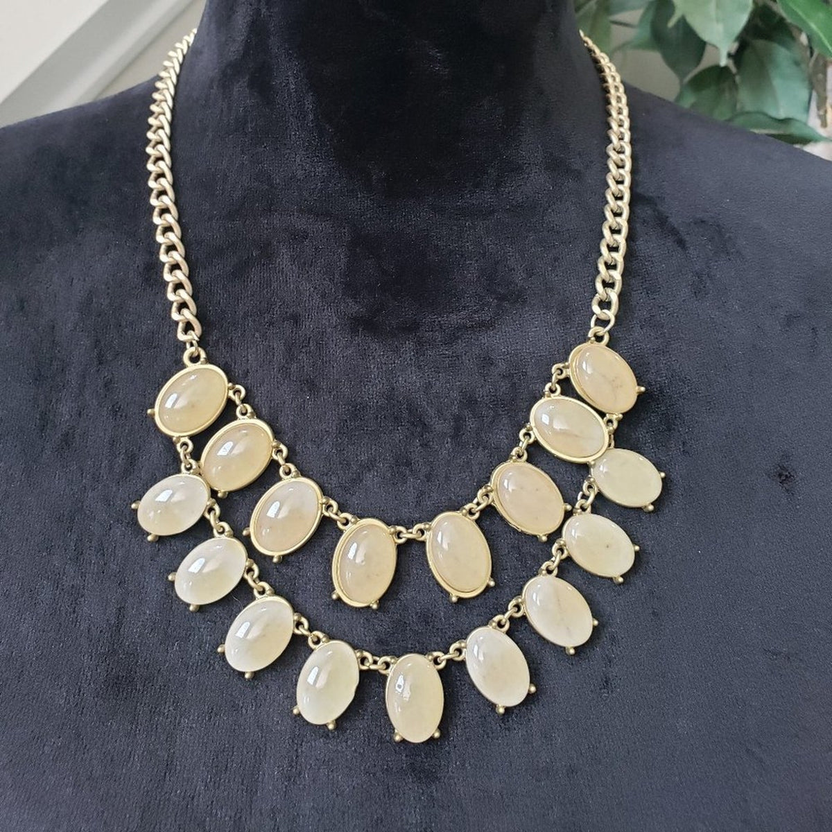 Women's Double Layer Gold Tone Cream Oval Shape Beaded Chunky Necklace