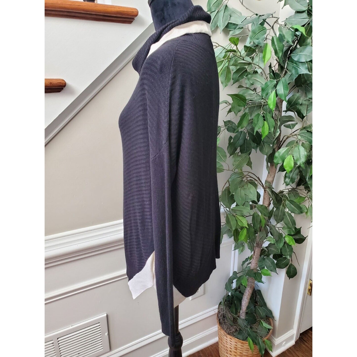 Zuda Women Black Viscose Turtle Neck Long Sleeve Pullover Knit Sweater Size 2XS