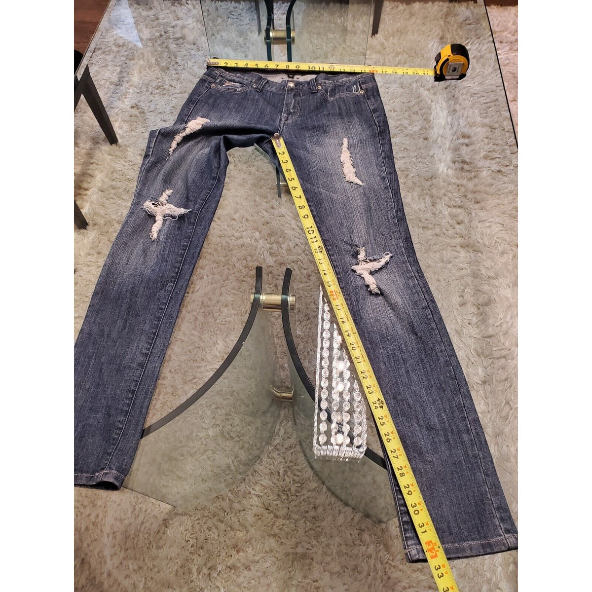 2b bebe Women's Blue Denim Pockets Skinny Leg Distressed Skinny Jeans Size 29