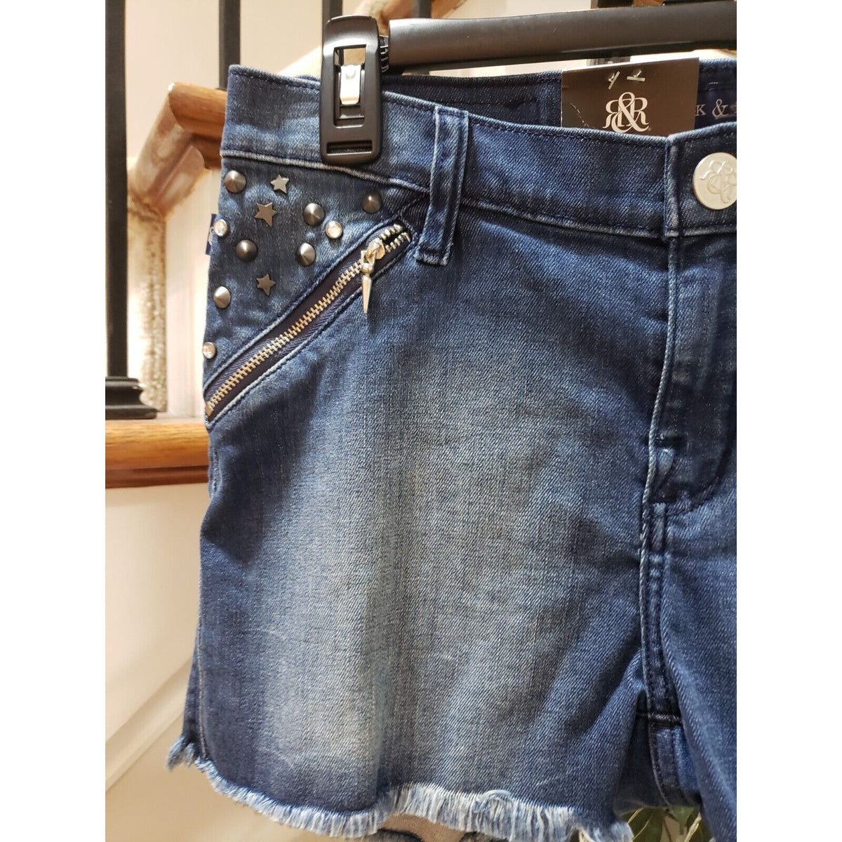 Rock & Republic Womens Lala Blue Denim Studded Cotton Straight Leg Shorts Size 8