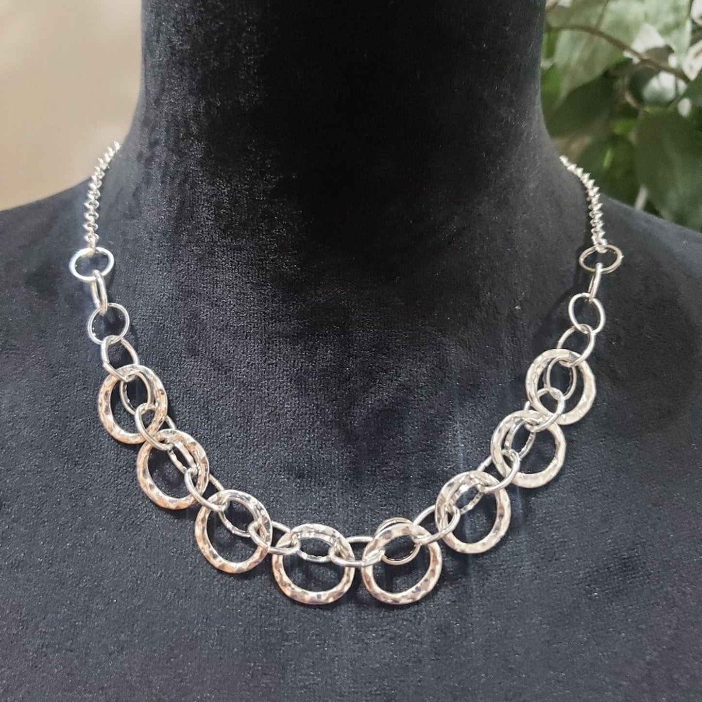 Womens Fashion Silver Tone Silver Circle Link Chain Necklace
