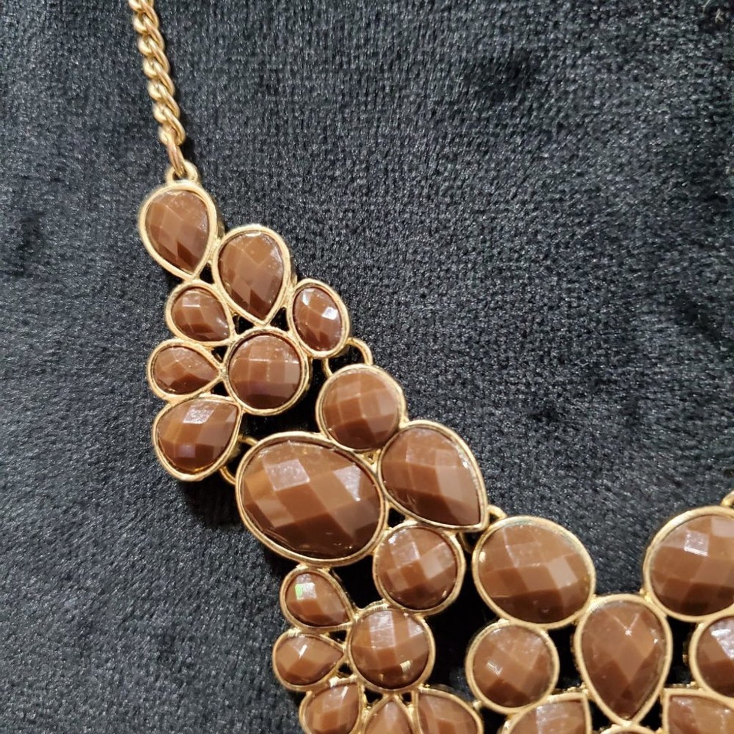 Women's Gold Tone Water Drop Brown Beaded Fashion Jewelry Necklace