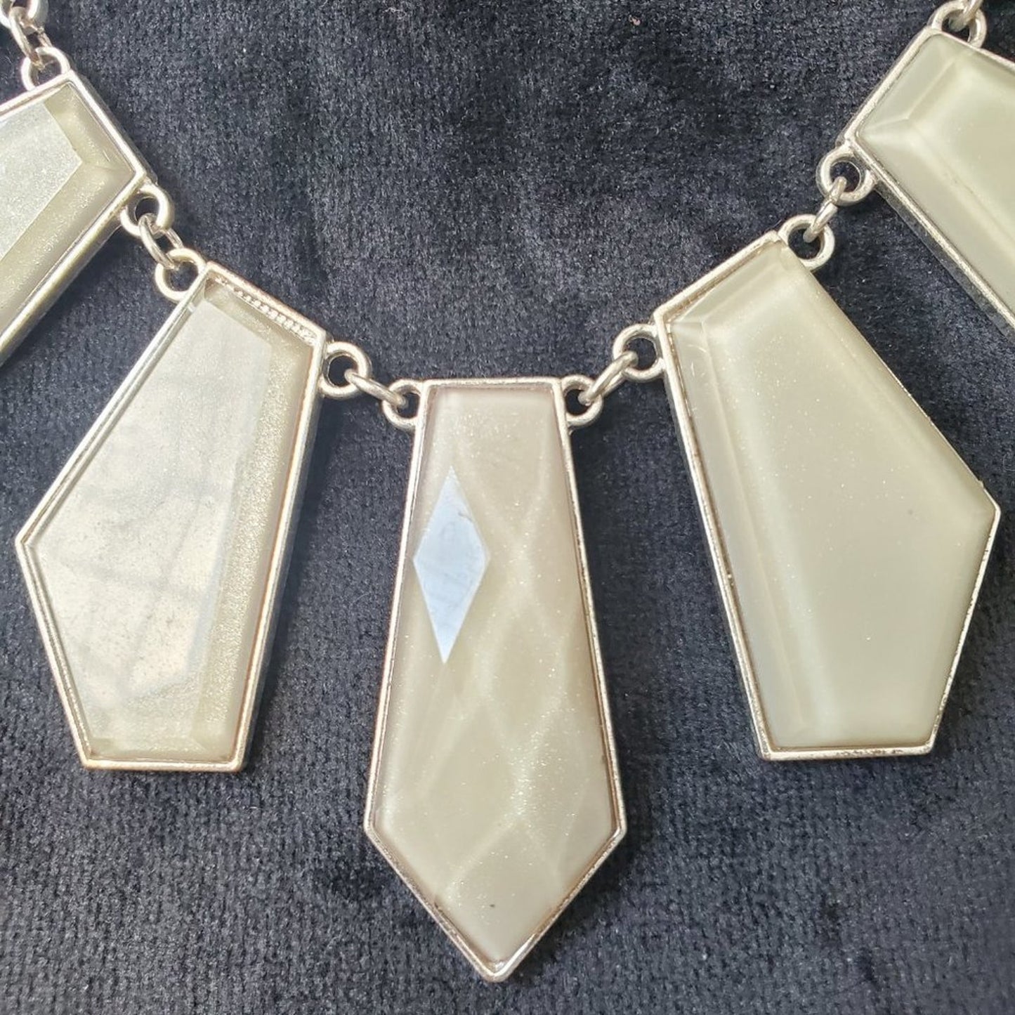House of Harlow Inspired Women's Classic Taupe Bib Geometric Choker Necklace