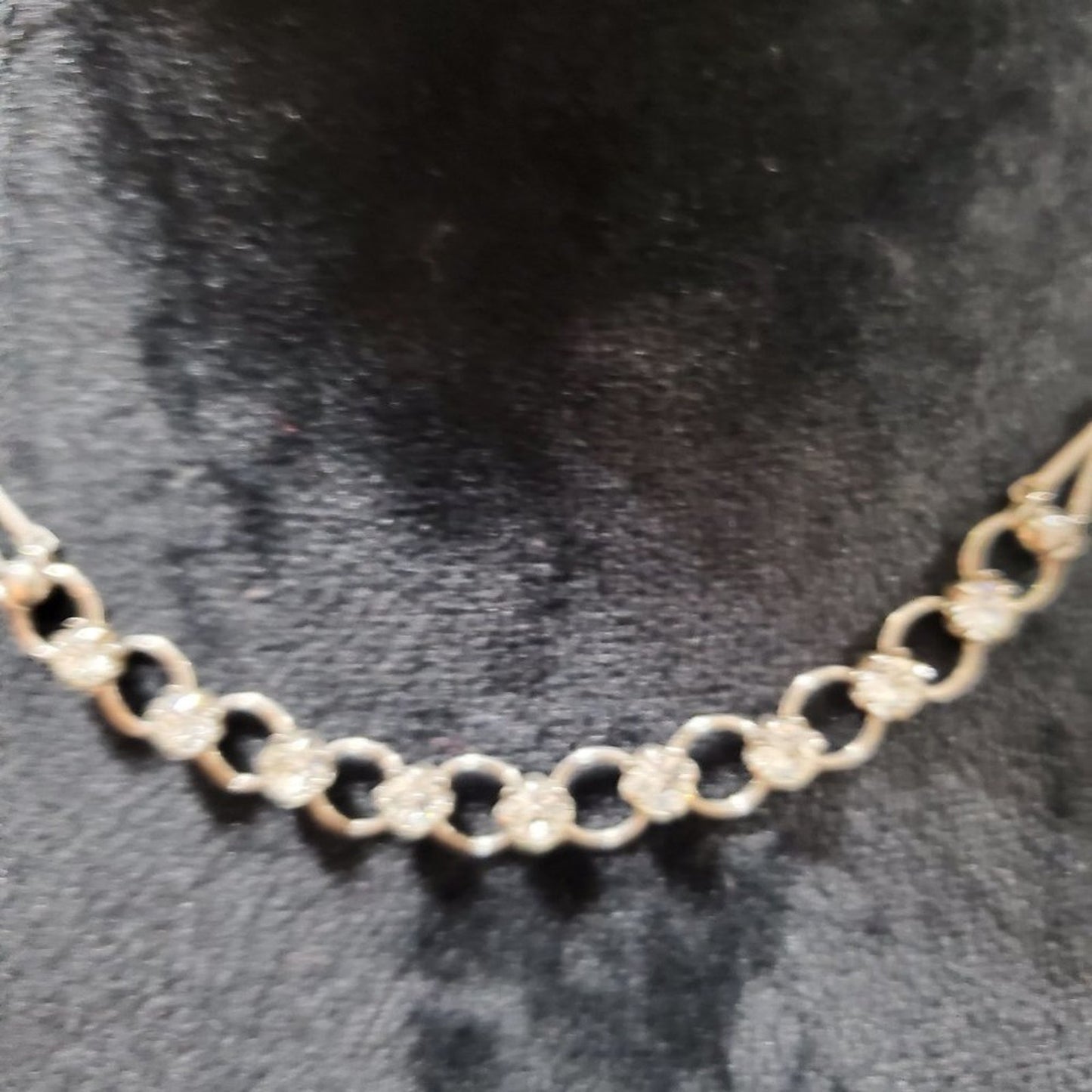 Cool Jewels Womens Gold Tone Luxury Floral Link Chain Pendant Necklace