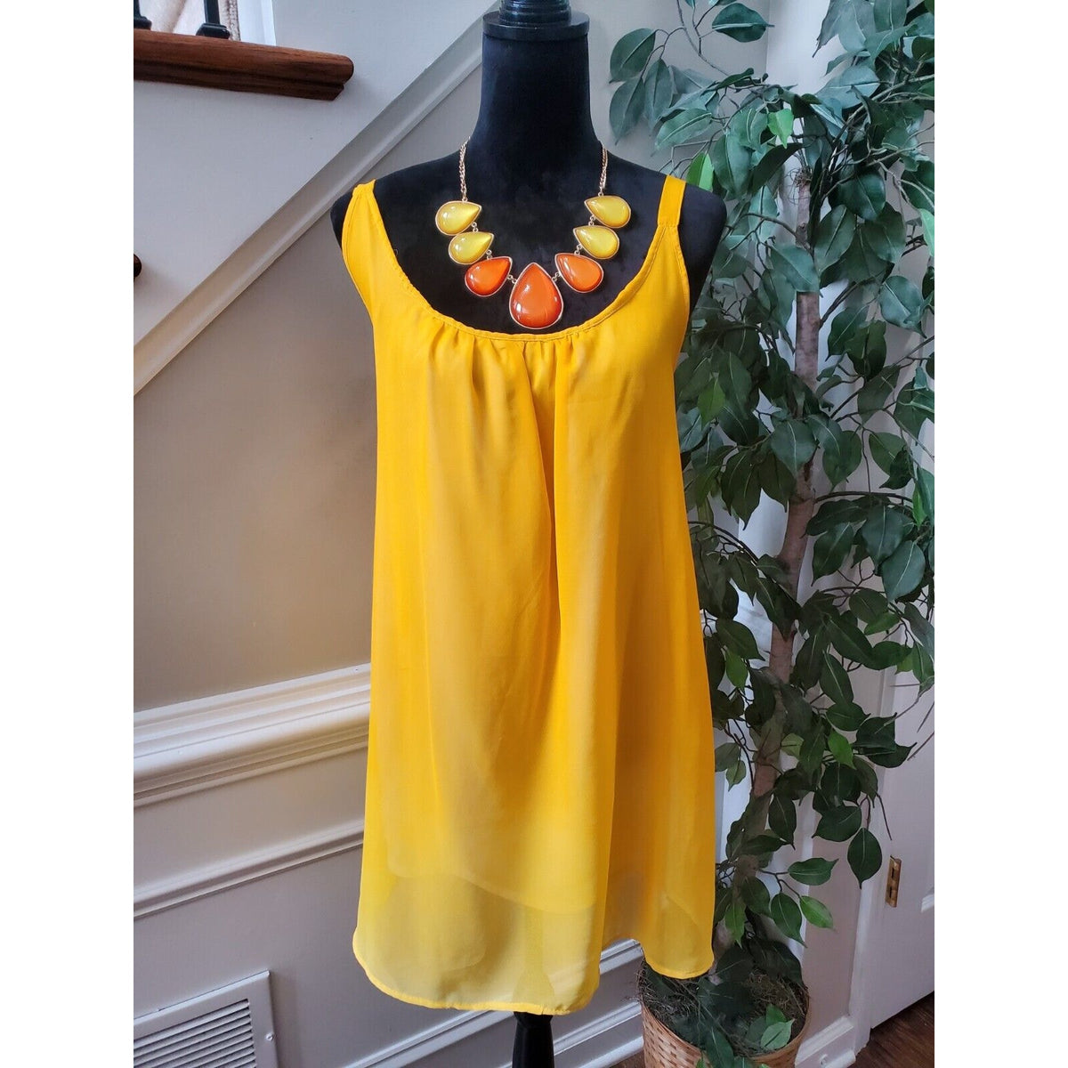 Jaquline Women Yellow Polyester Scoop Neck Sleeveless Casual Top Blouse Size 2X