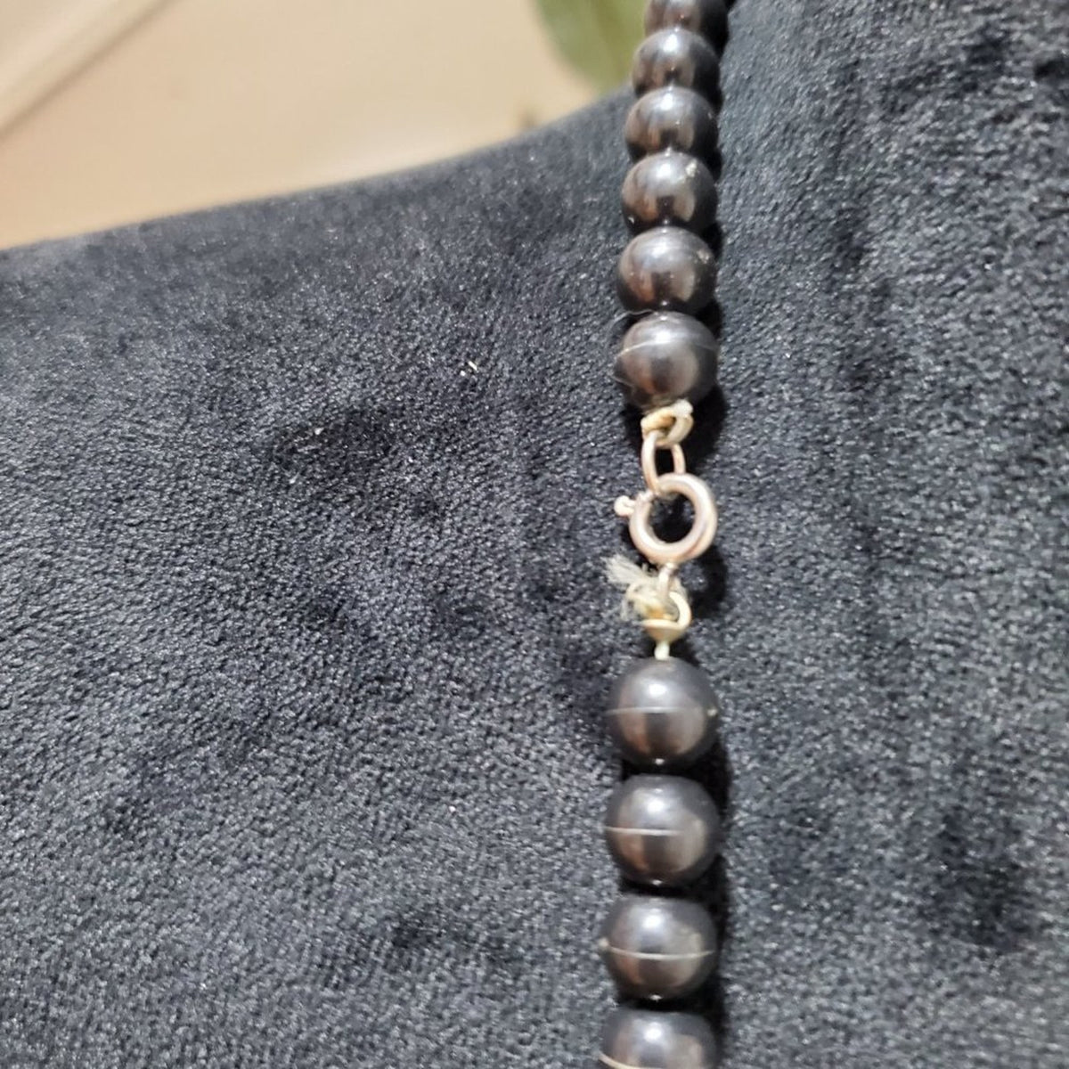 Women's Black Multilayer Round Beaded with Lobster Clasp Fashion Jewelry Necklac