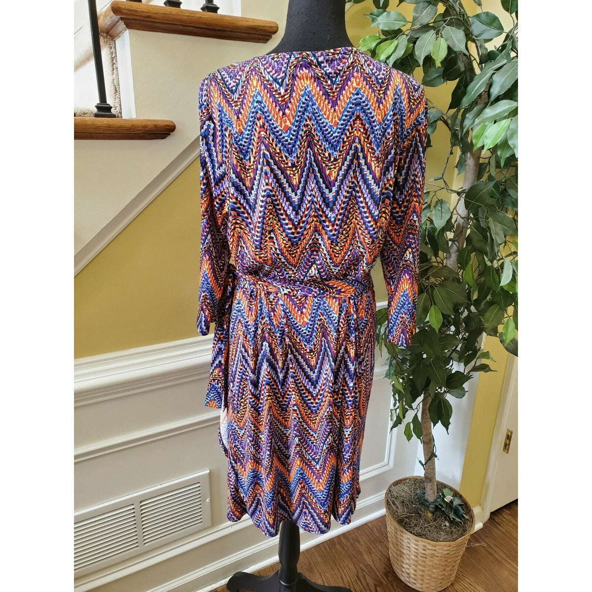 Emma & Michelle Colorful Chevron Full Wrap Dress Large