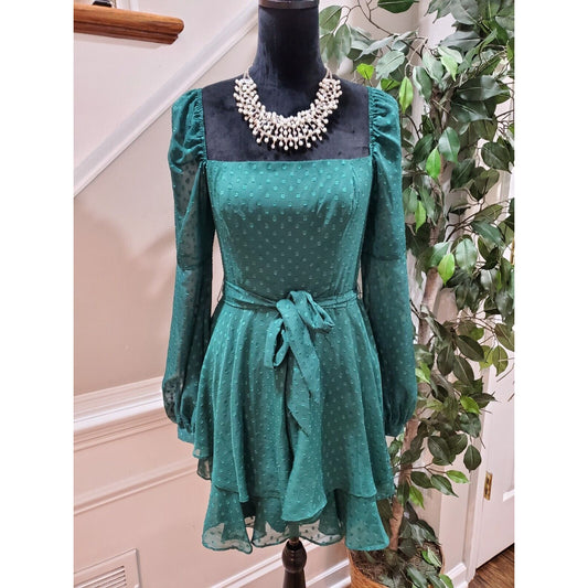 B. Darlin Women's Green polyester Square Neck Long Sleeve Knee Length Dress S