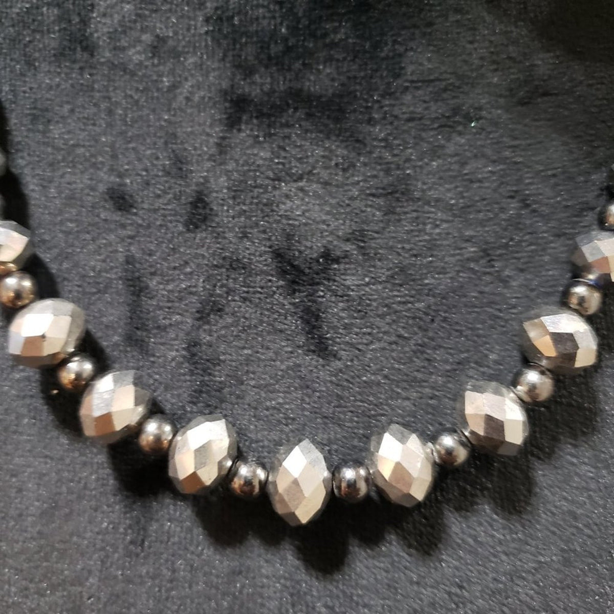 Womens Fashion Brass Stone Beaded Collar Necklace with Lobster Clasp