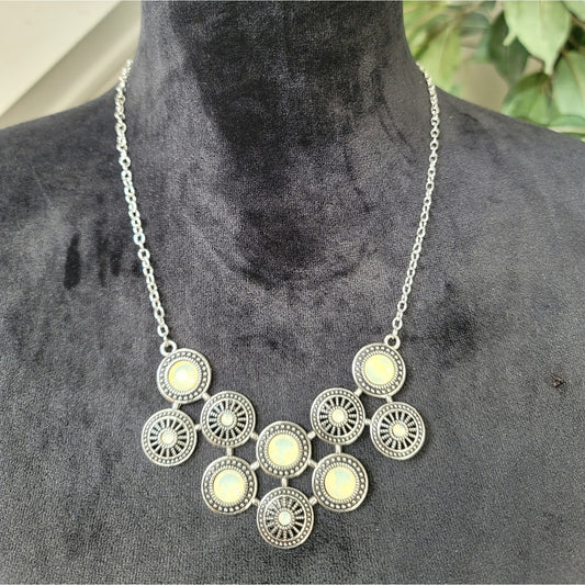 Silver Light Green Fashion Necklace