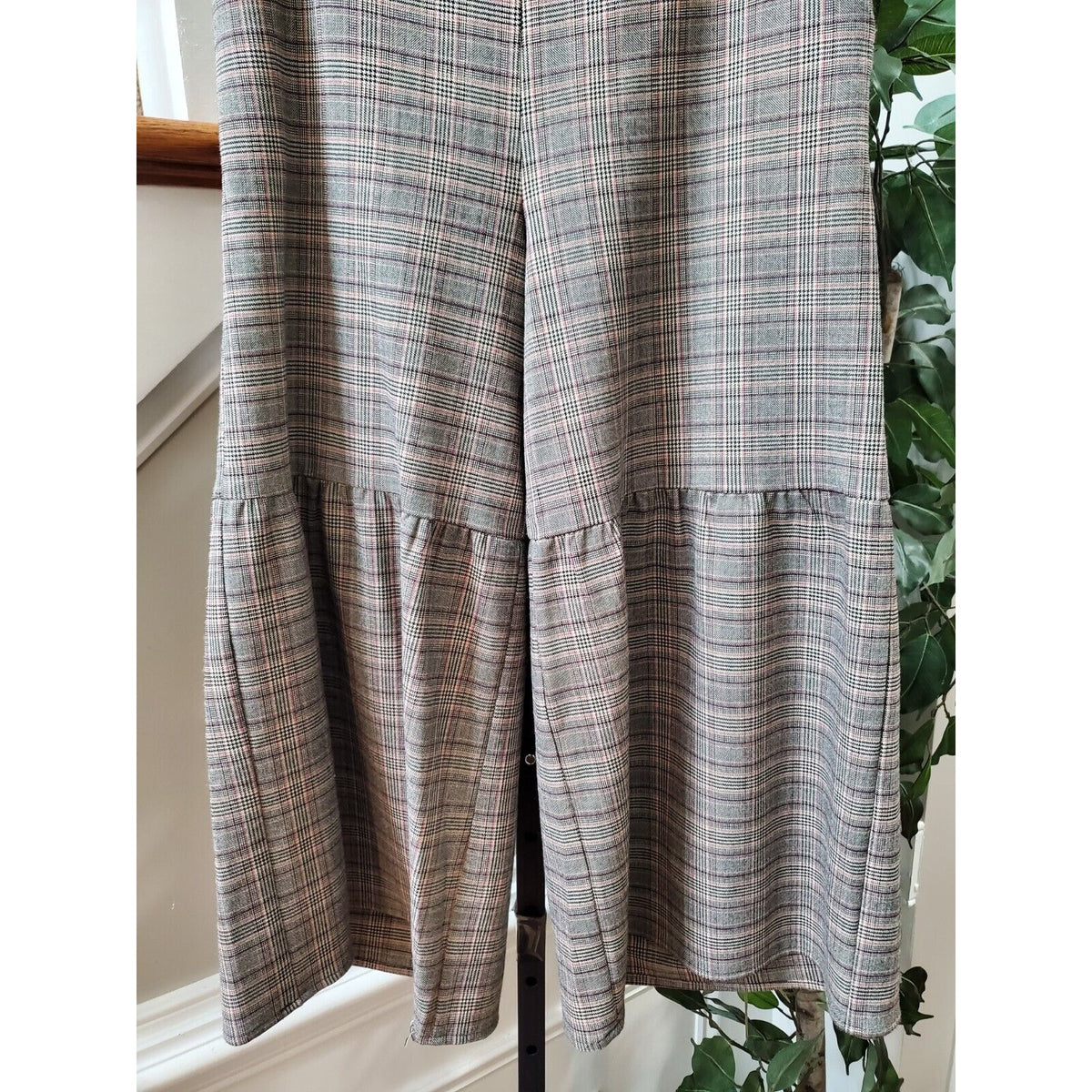 BCBG Generation Gray Plaid Polyester Elastic Waist Wide Leg Culotte Pant XS