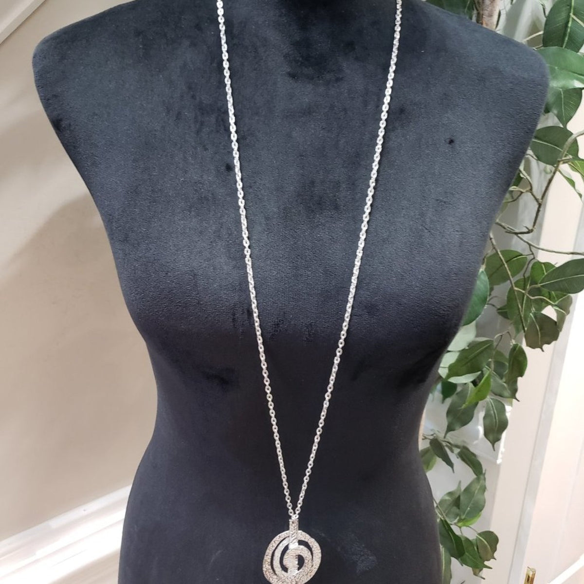Womens Fashion Gold Round Drop Pendant Teardrop Necklace Jewellery
