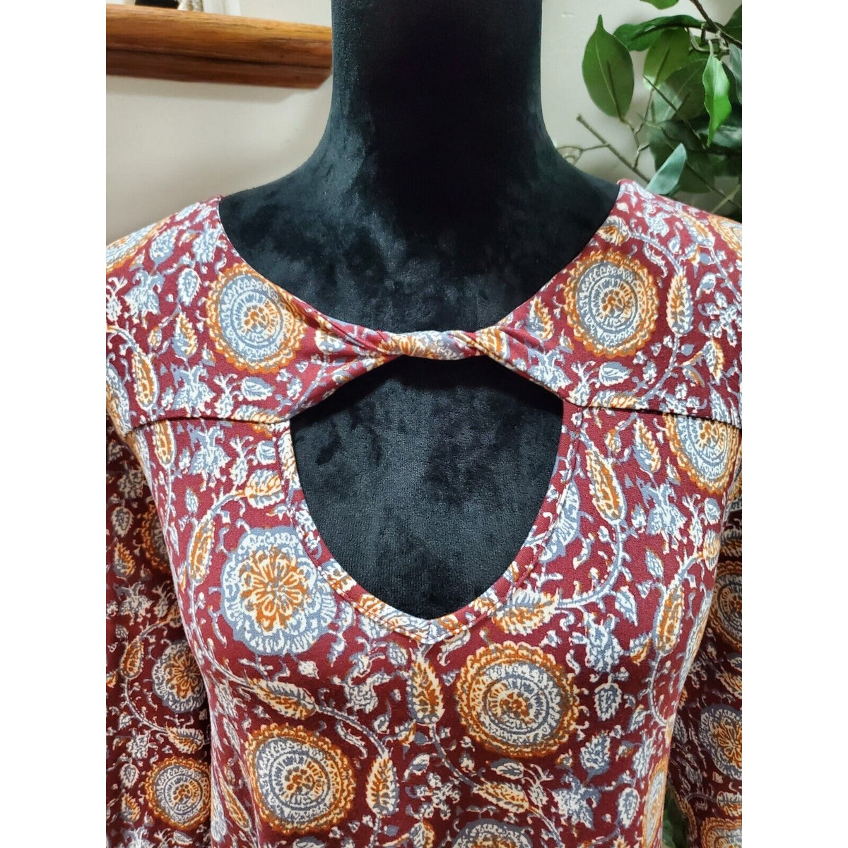 Three Pink Hearts Burgundy Key Hole Round Neck Long Sleeve Casual Top Blouse XL