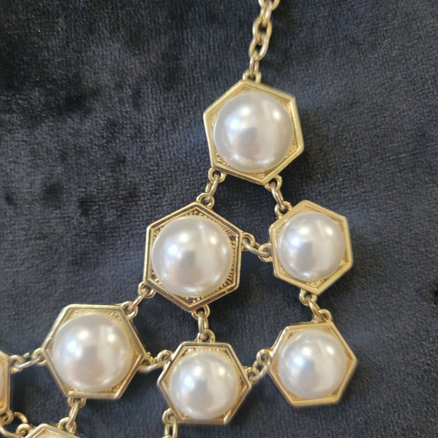 Women's White Round Beaded Link Stylish Statement Jewelry Necklace