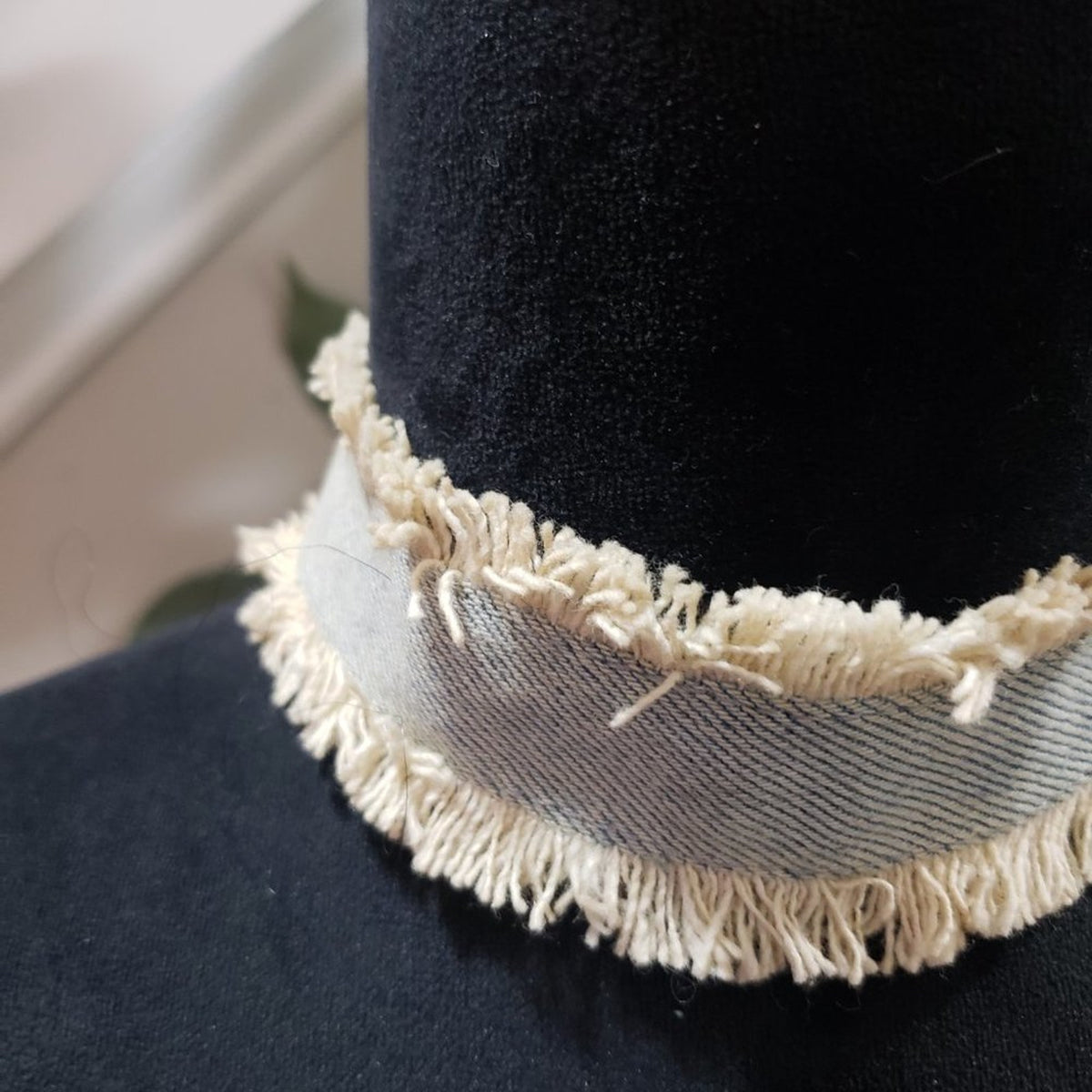 Women's Blue & White Fashion Denim Collar Necklace with Lobster Necklace