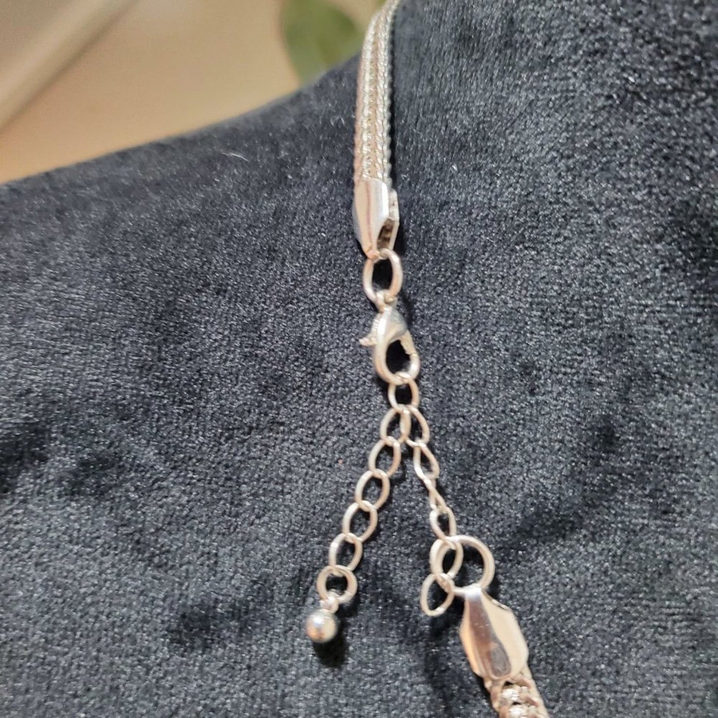 Women's Silver Cuban link Chain Fashion Jewelry Necklace