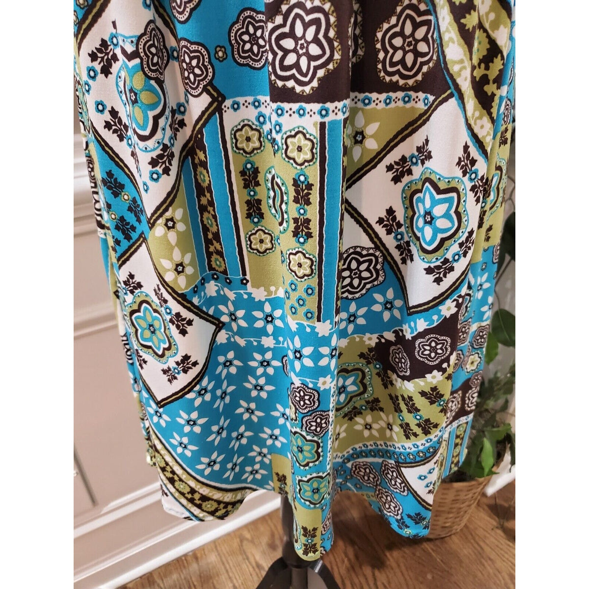 Suzi Chin Women's Multicolor Square Neck Short Sleeve Knee Length Dress Size 8