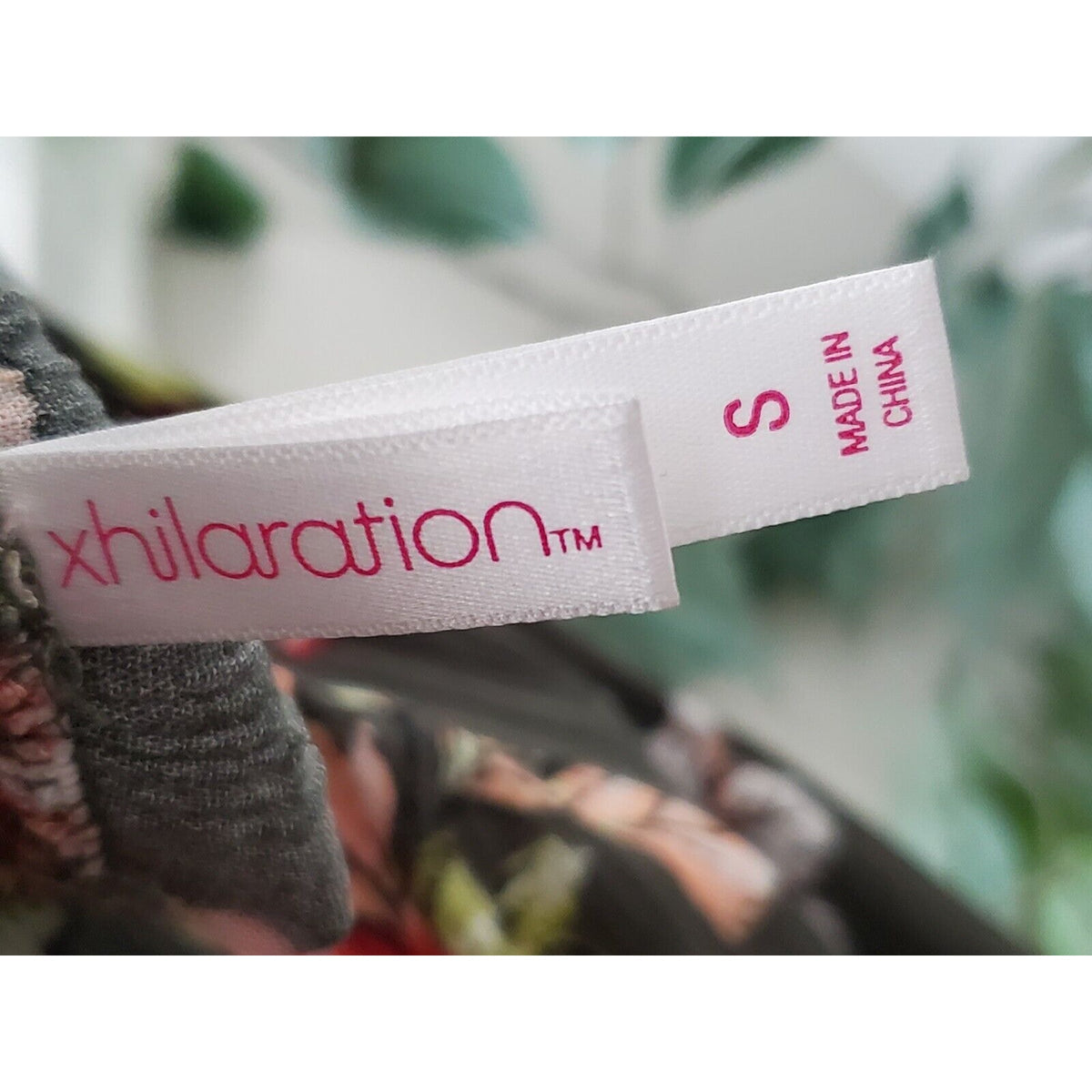 Xhilaration Women's Gray Floral 100% Rayon Comfort Waist Pull On Trouser Pant S