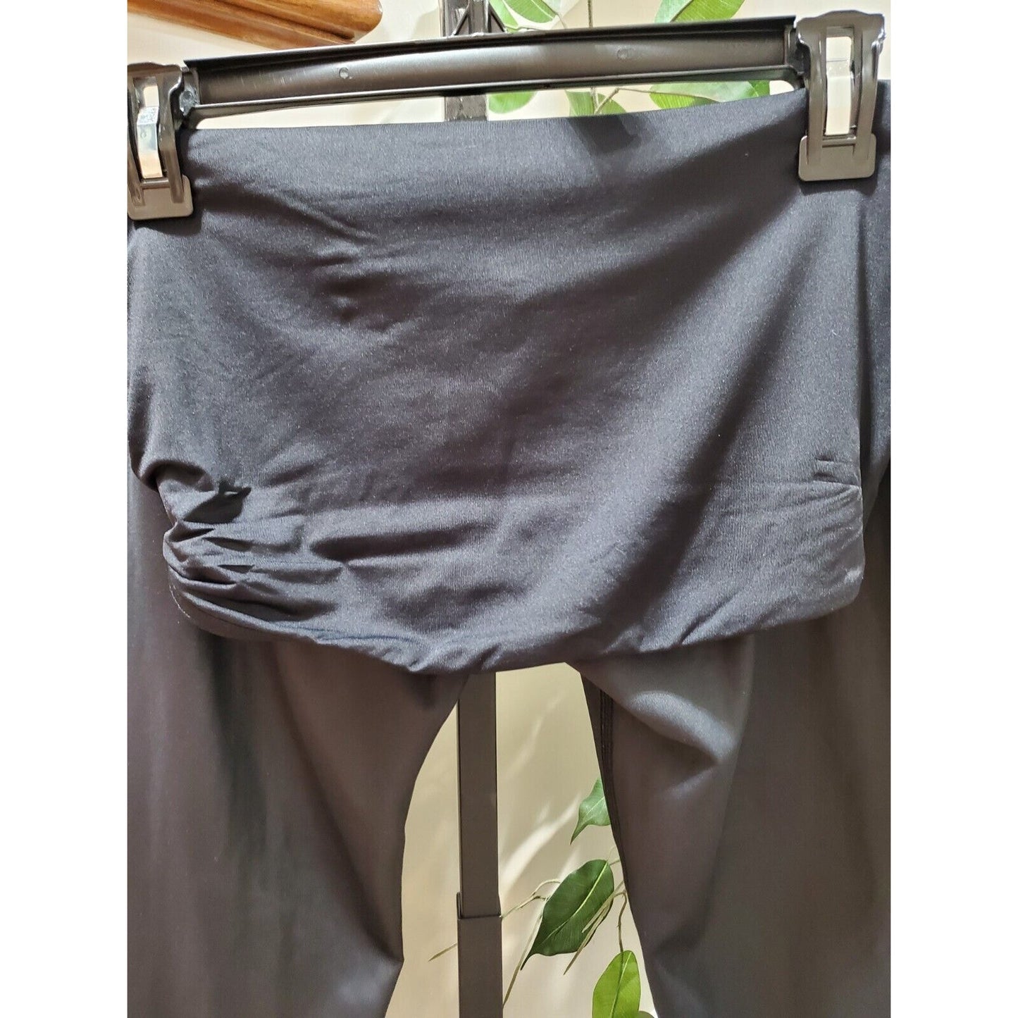 Ingrid & Isabel Black Polyester Mid Rise Skinny Fit Maternity Leggings Size M
