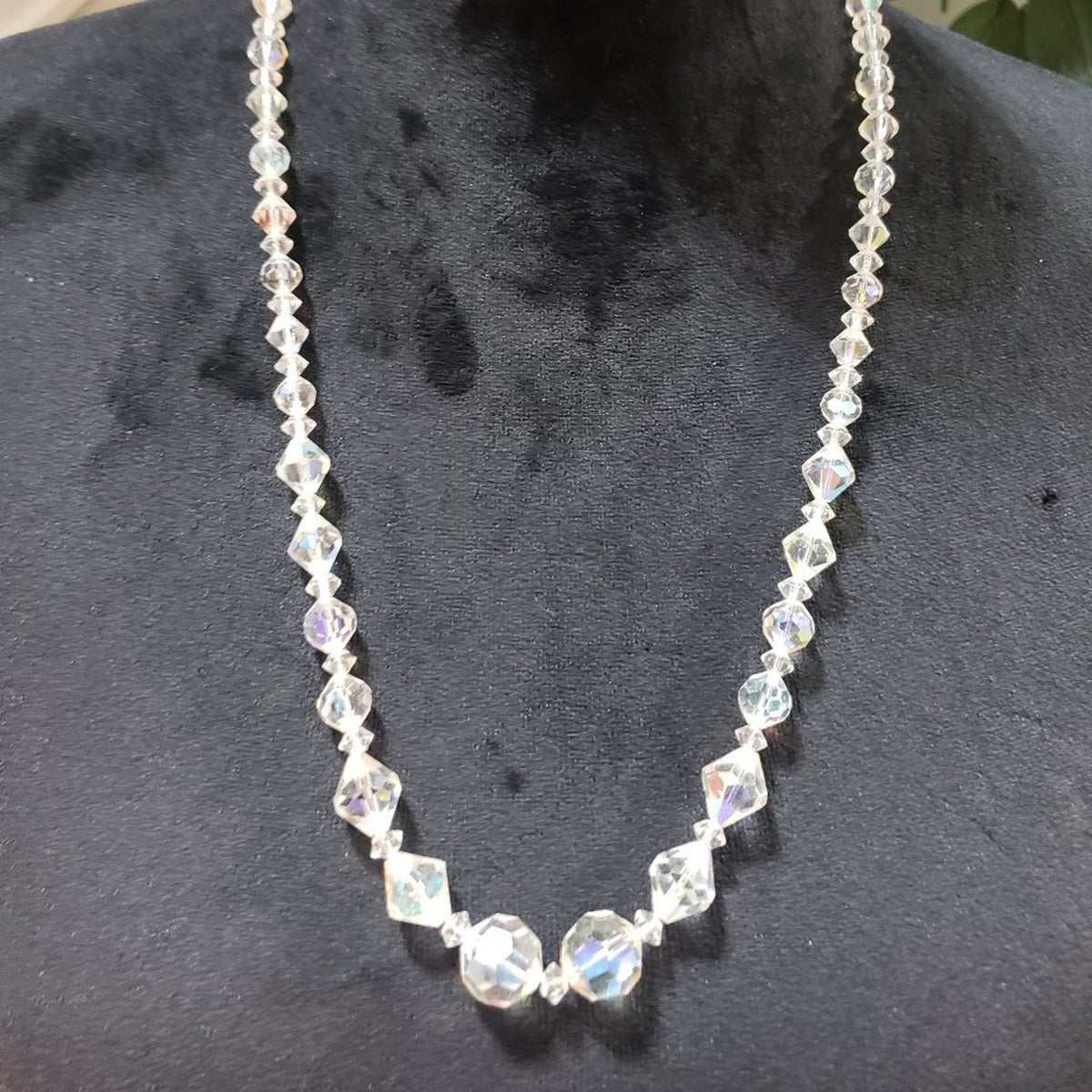 Women's Classic Round Beaded Crystal Choker Stylish Necklace