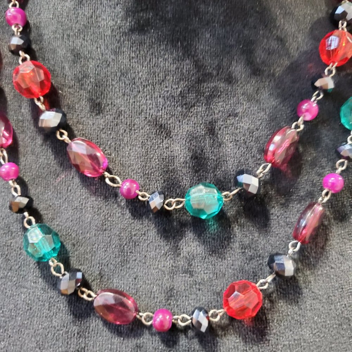 Women's Multicolor Beaded Layer with Lobster Clasp Jewelry Necklace