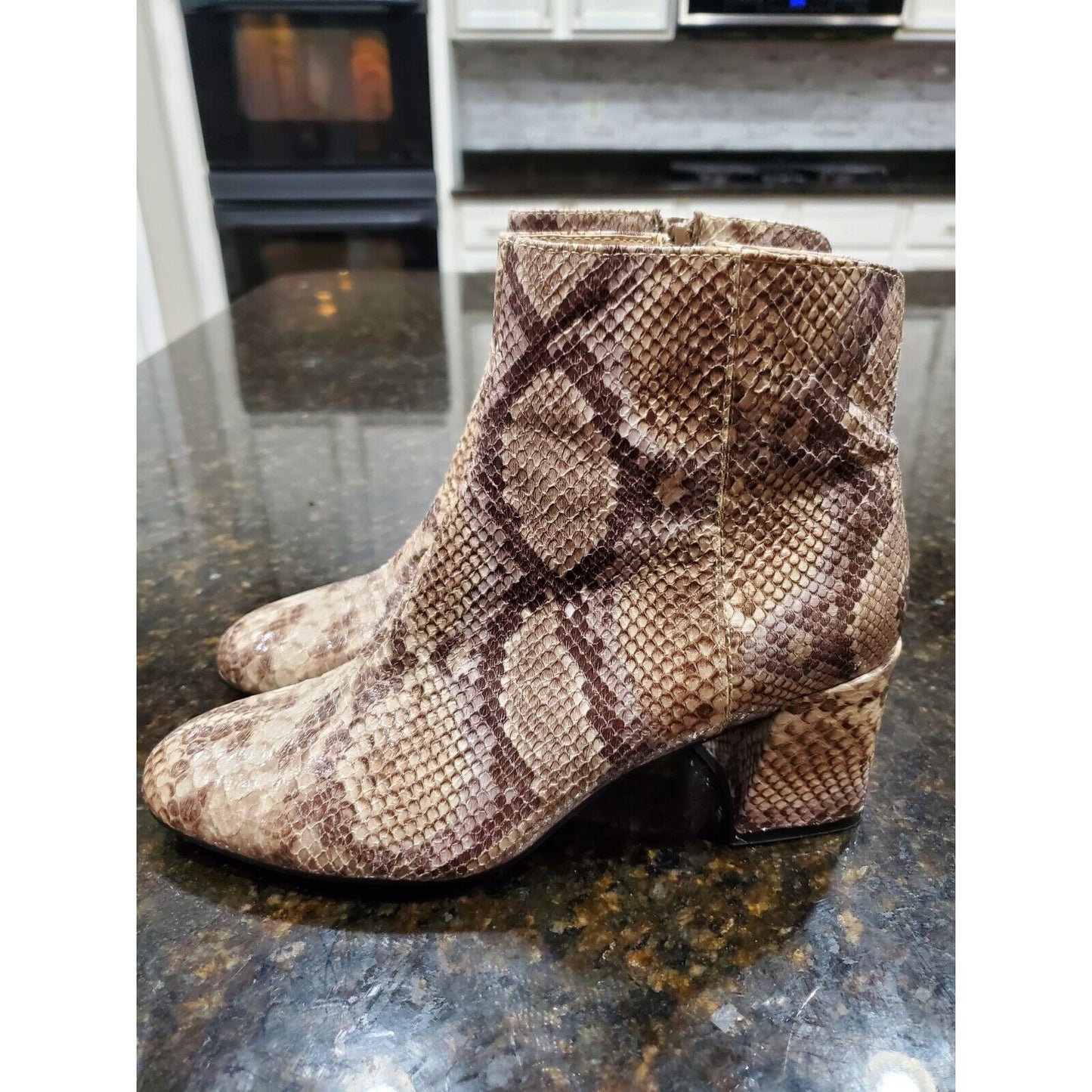 Chinese Laundry Womens Davinna Taupe Ankle Boots Shoes Medium Faux Snake US 7