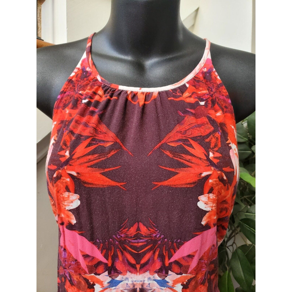 A New Approach Women's Multicolor Round Neck Sleeveless Knee Length Dress Size 4