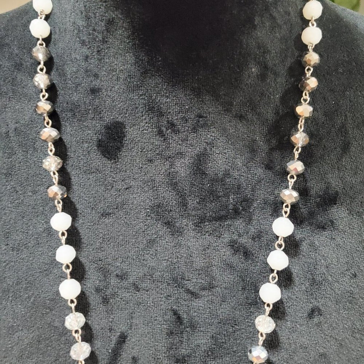 Women's Silver and White Beaded Long White Magnetic Breakaway Jewelry Necklace