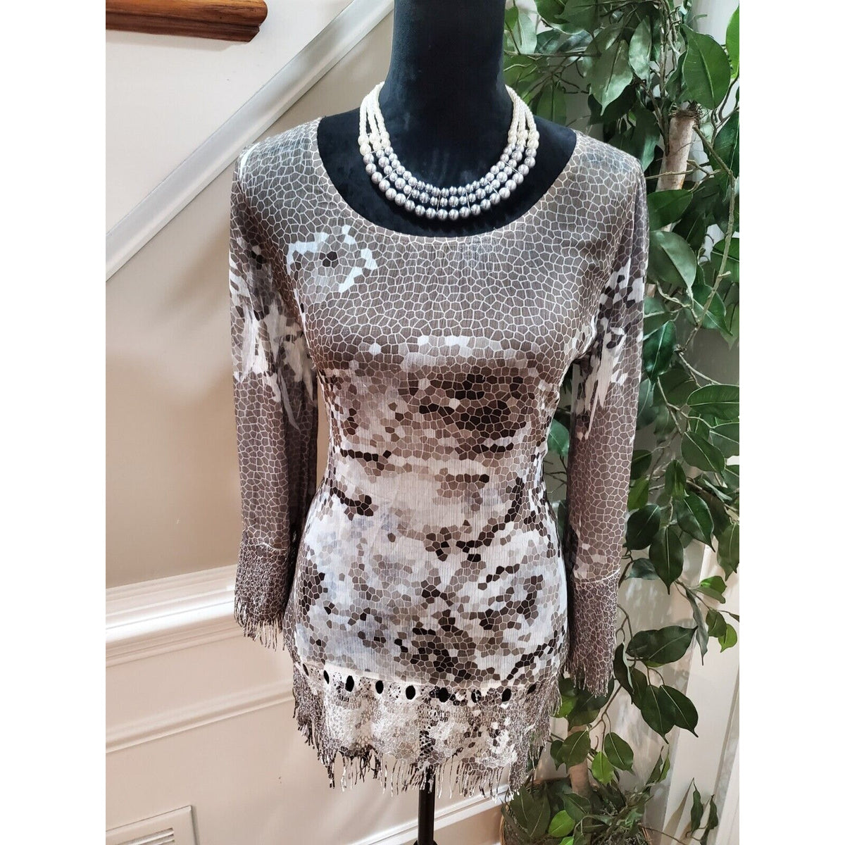 Mushka by Sienna Rose Women's Gray Polyester Round Neck Long Sleeve Top Blouse S