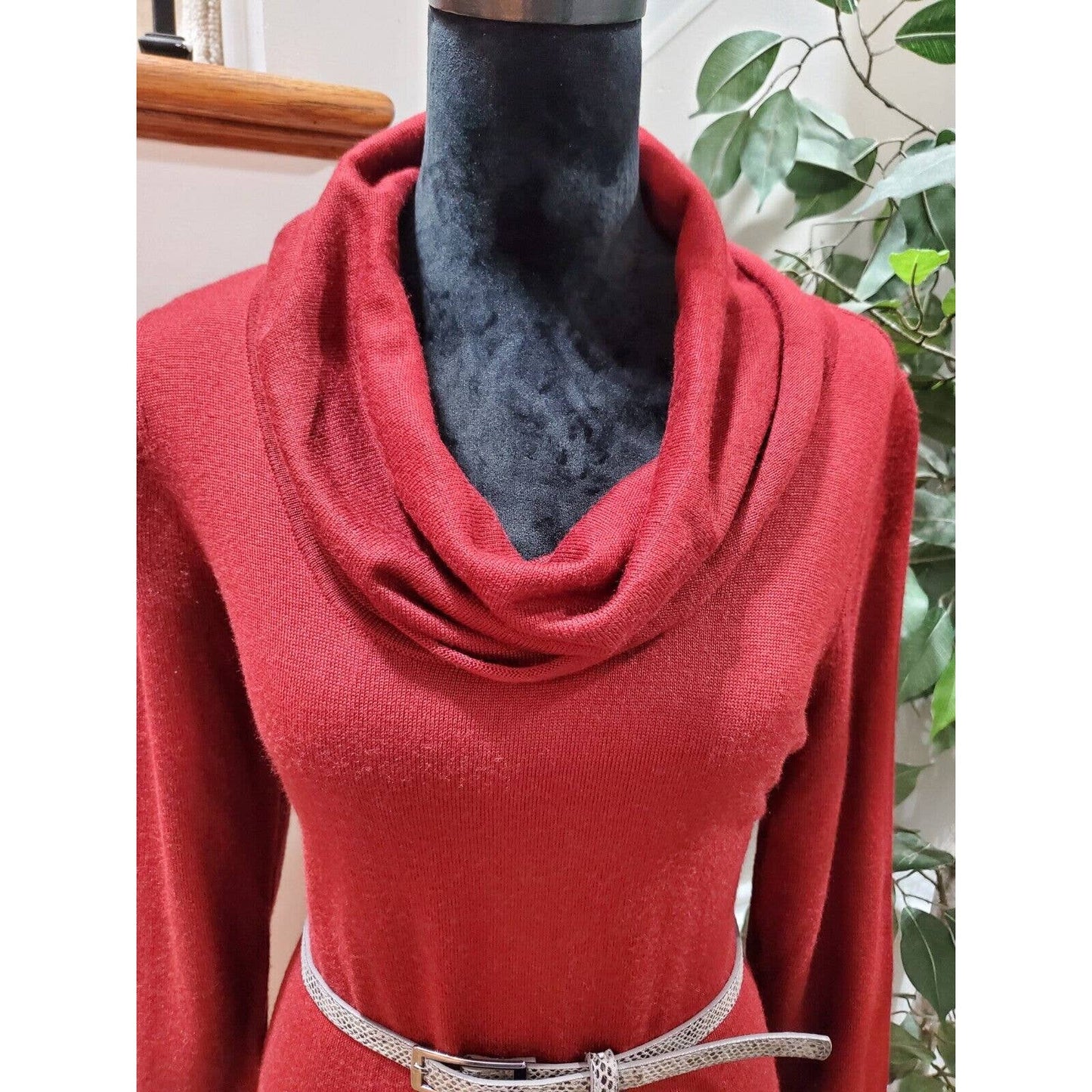 The Limited Women's Red Sweater Cowl Neck Long Sleeve Knee Length Dress Size L