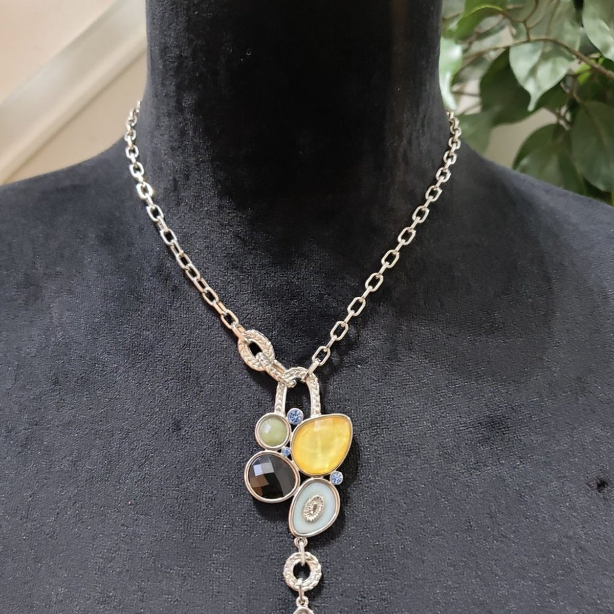 Lia Sophia Silver Tone Cut Crystal Mother Of Pearl Resin Necklace with Lobster
