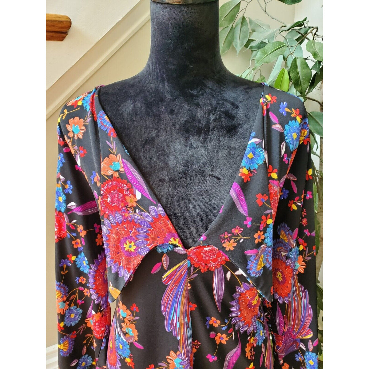 Attitudes Women Black Floral Polyester V-Neck Long Sleeve Top Blouse Size Large