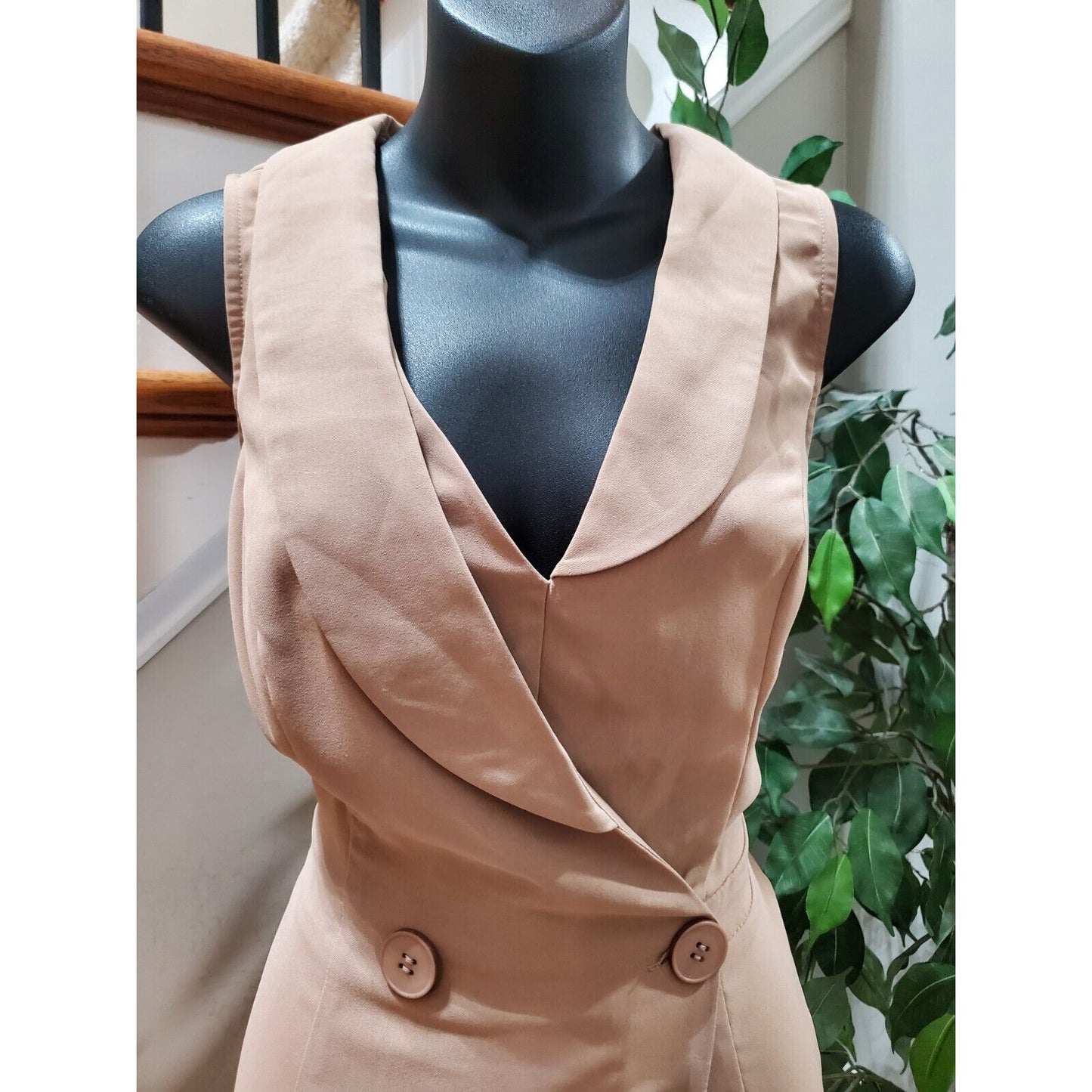 House Of Bailey Women's Cream 100% Polyester Sleeveless Wrap Romper Size Small