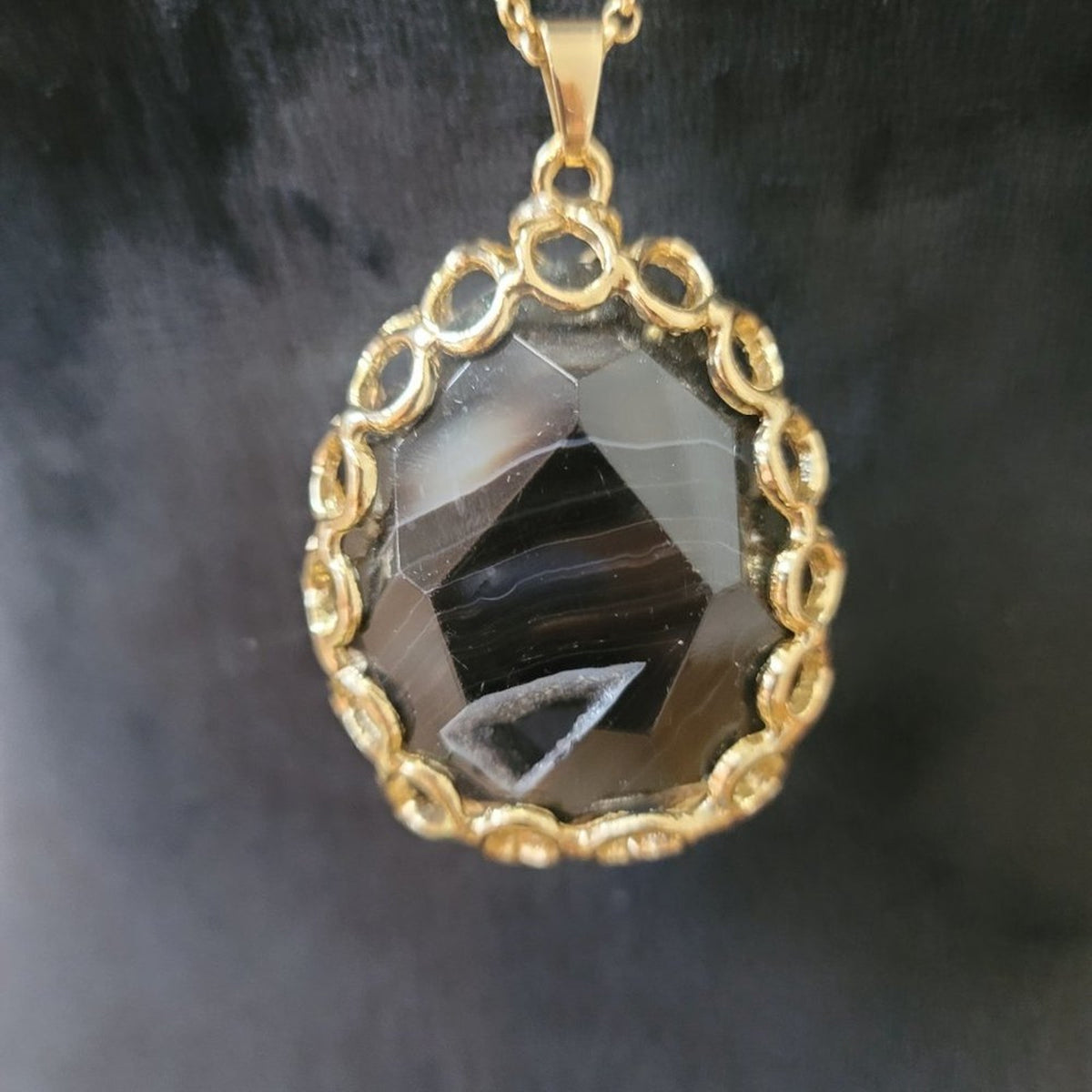 Womens Gold Plated Big Glass Black Charm Pendant Necklace