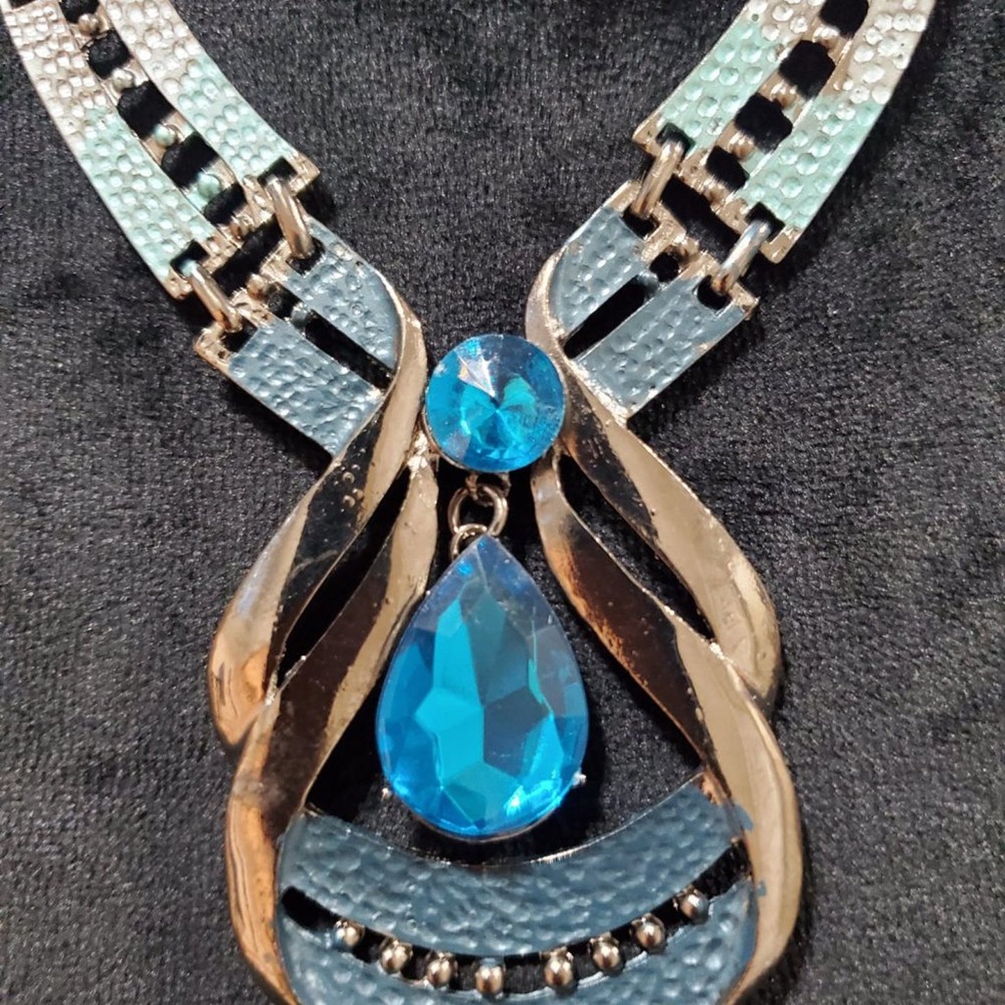 Women's Blue Water Drop Charm Beaded Gold Chain Pendant Necklace