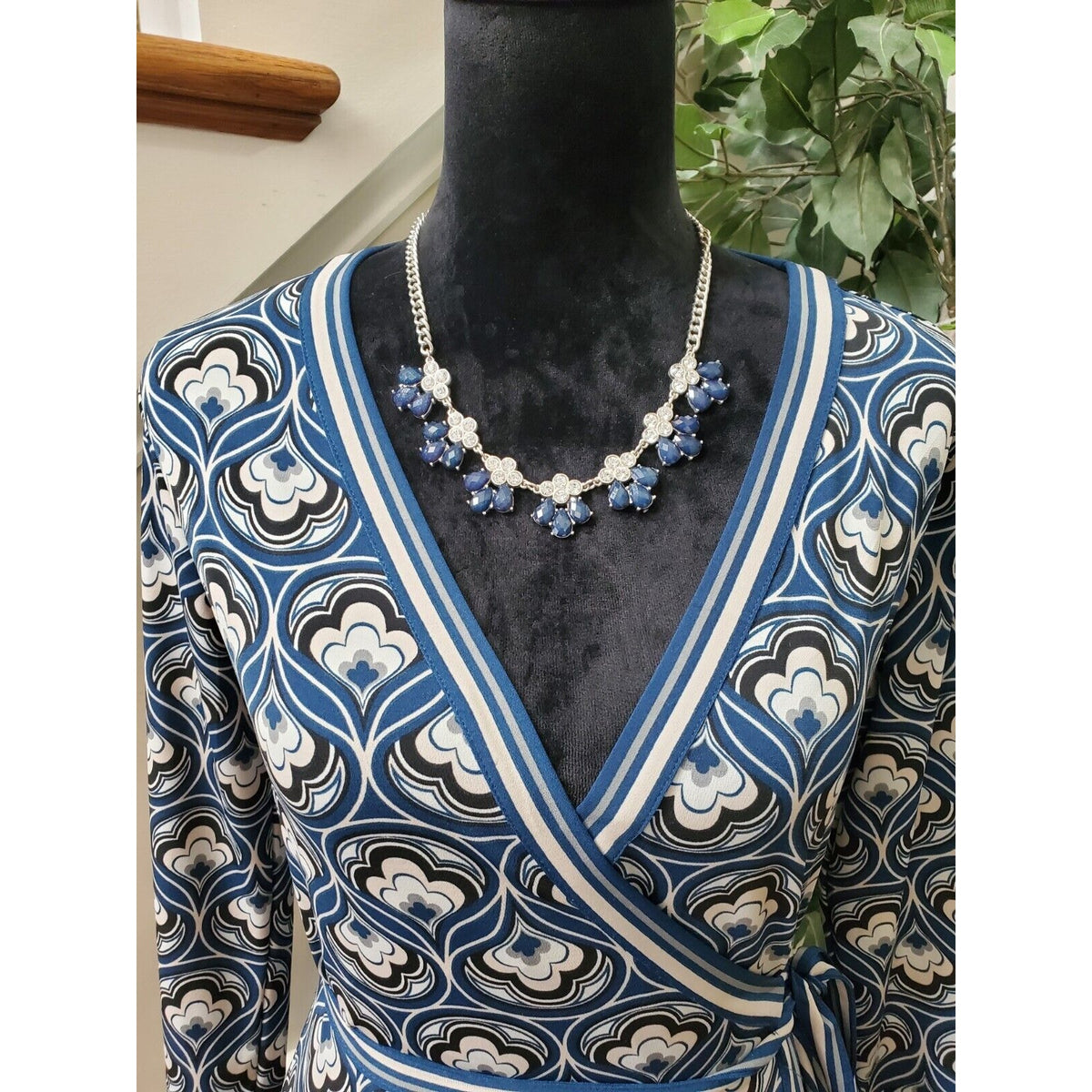 Max Studio Women's Blue Polyester V-Neck Long Sleeve Casual Knee Length Dress S