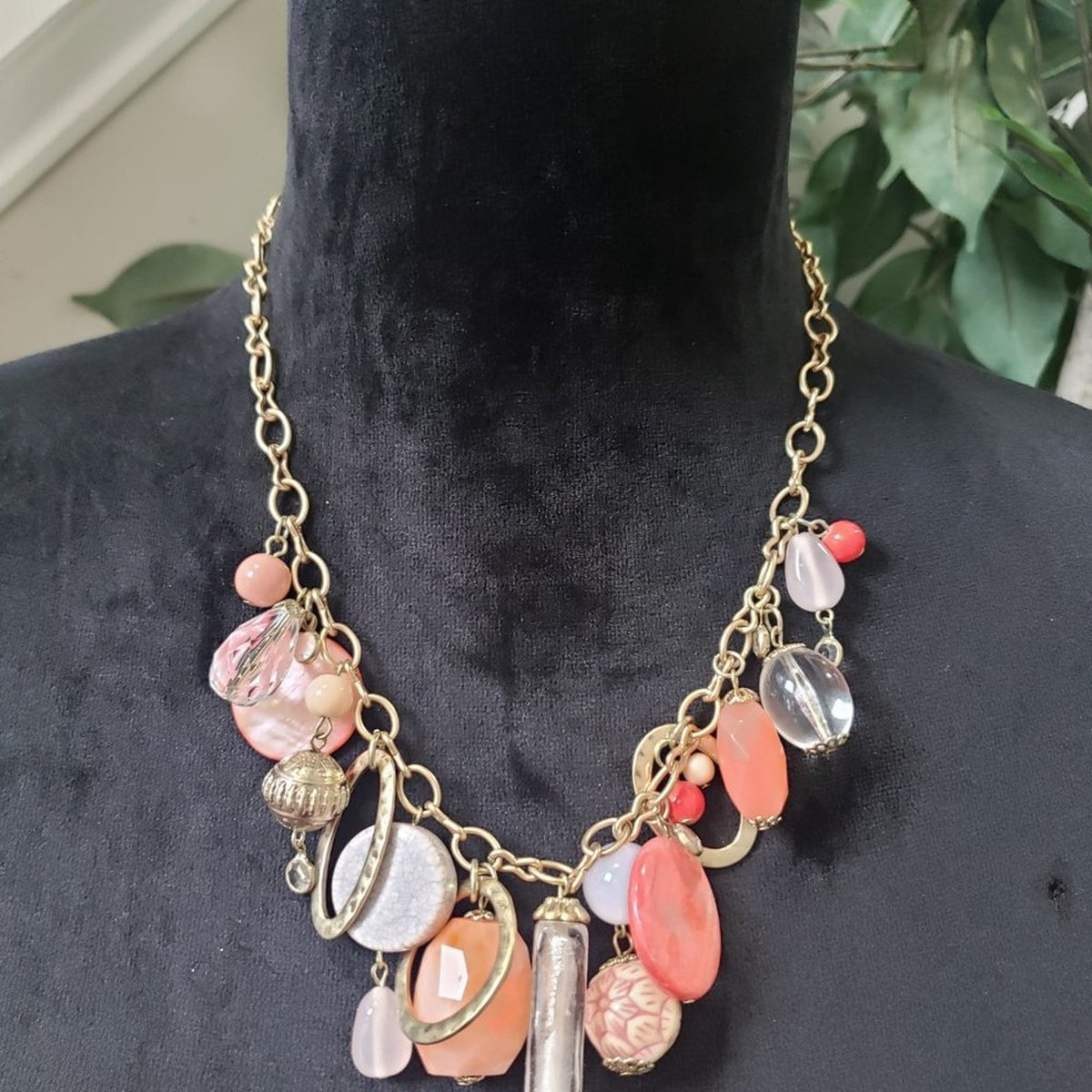 Vintage Women Premier Designs Dreamsicle Charmed Fashion Choker Necklace Lobster