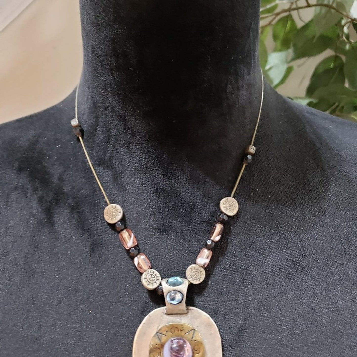Womens Fashions Multicolor Round Sun and Sea Pendant Necklace with Lobster Clasp